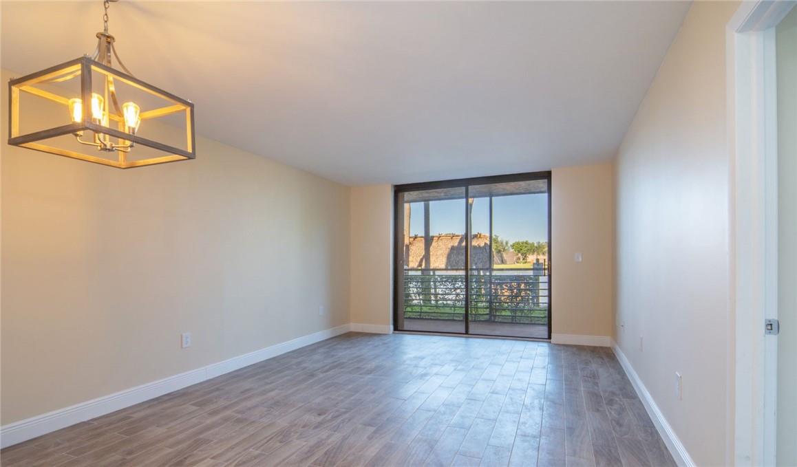 Homes for sale in Pembroke Pines, FL | 1100 Colony Point Cir #105, Pembroke Pines, FL 33026 | MLS# F10521271