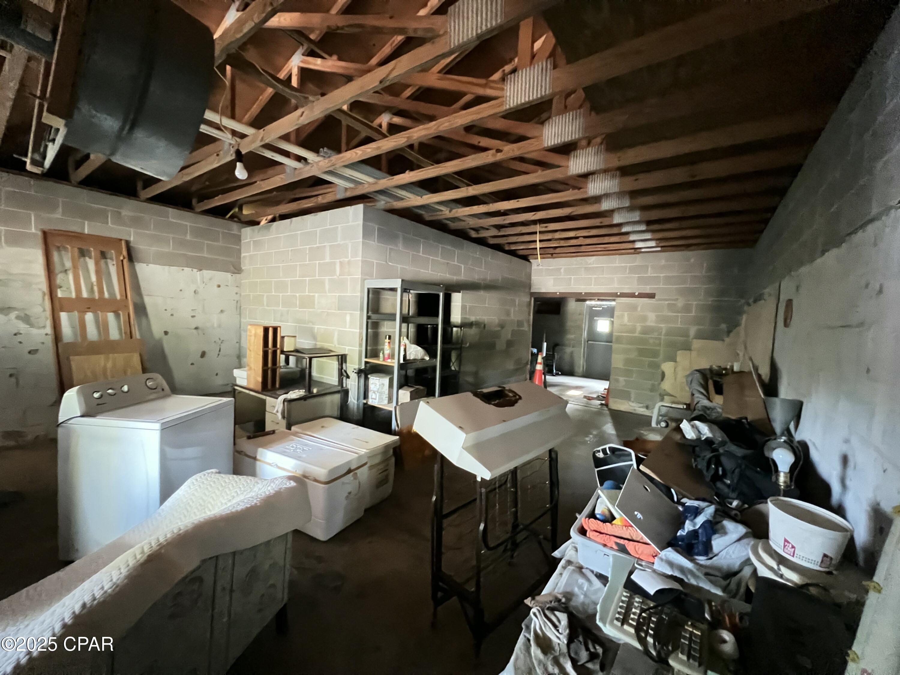 Image 15 For 213 Hwy 77  