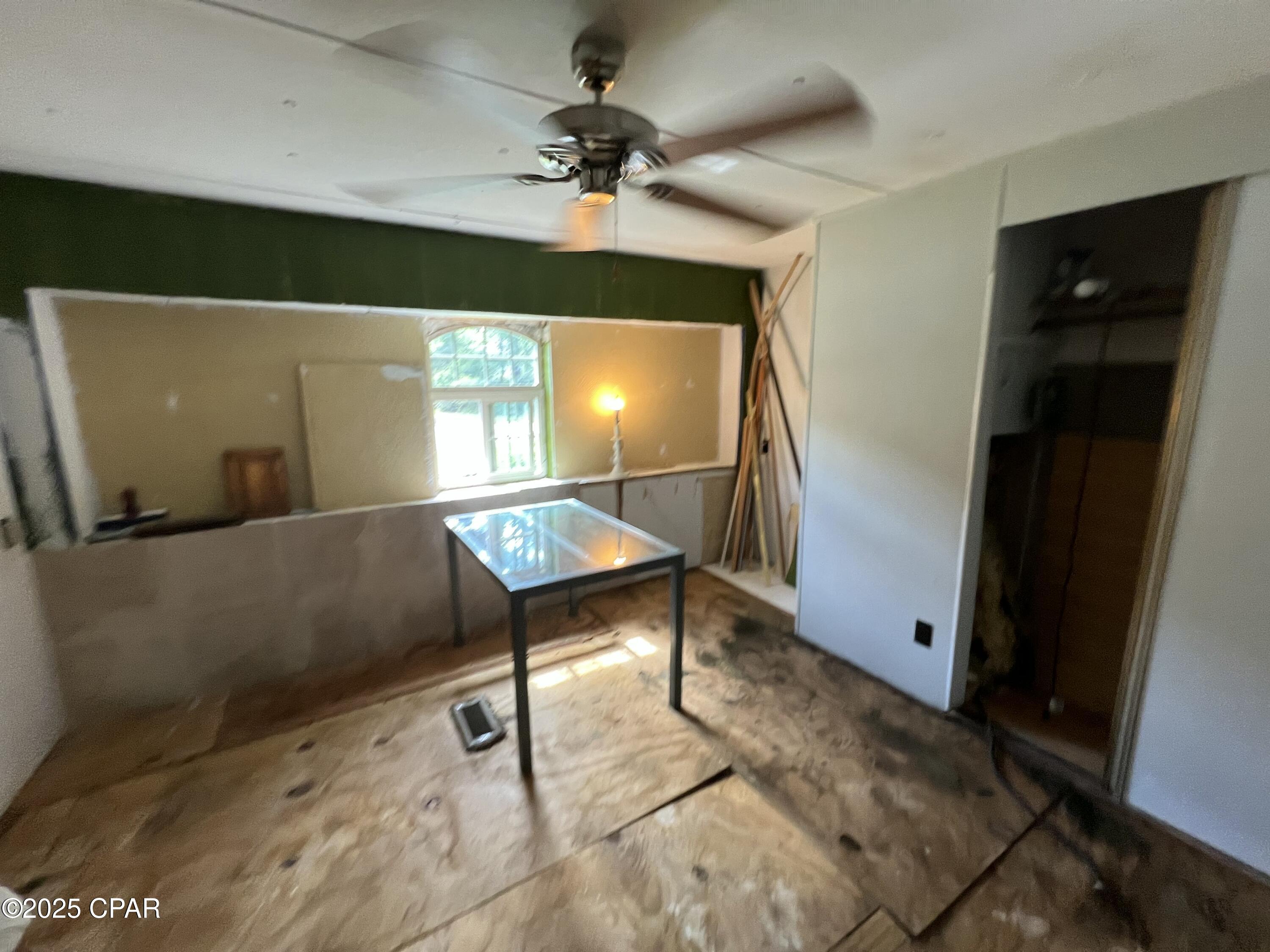 Image 35 For 213 Hwy 77  