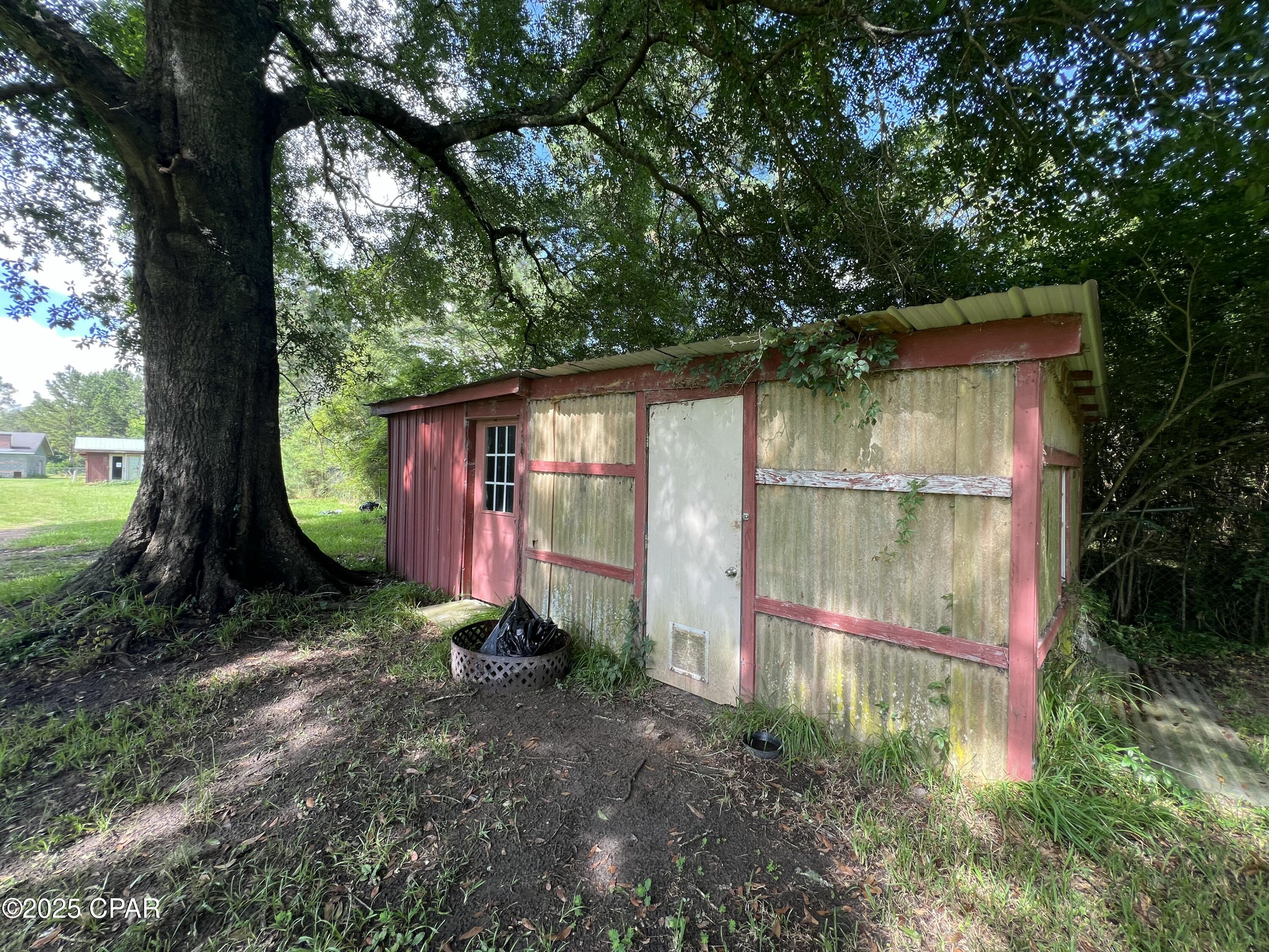 Image 43 For 213 Hwy 77  