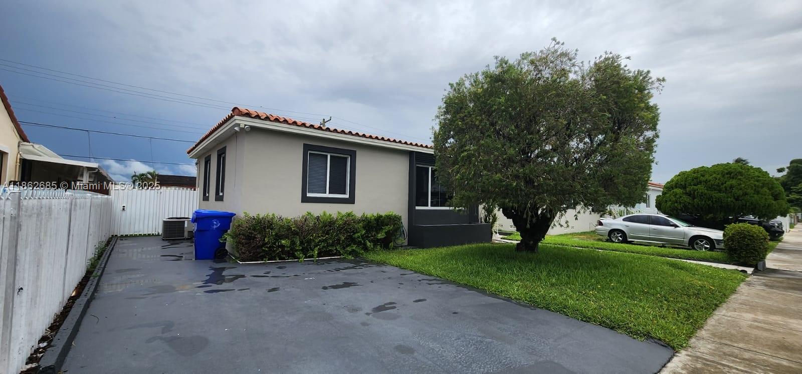 Grapeland Heights Sec 2