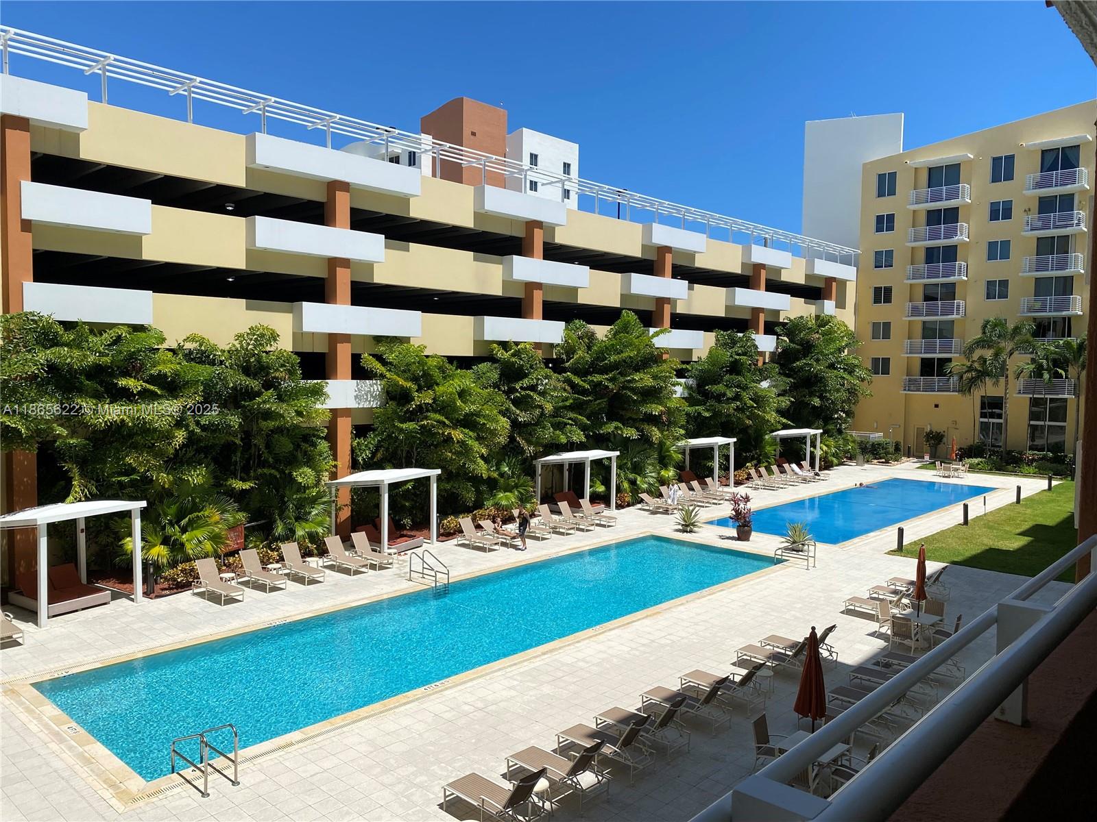 Venture At Aventura West