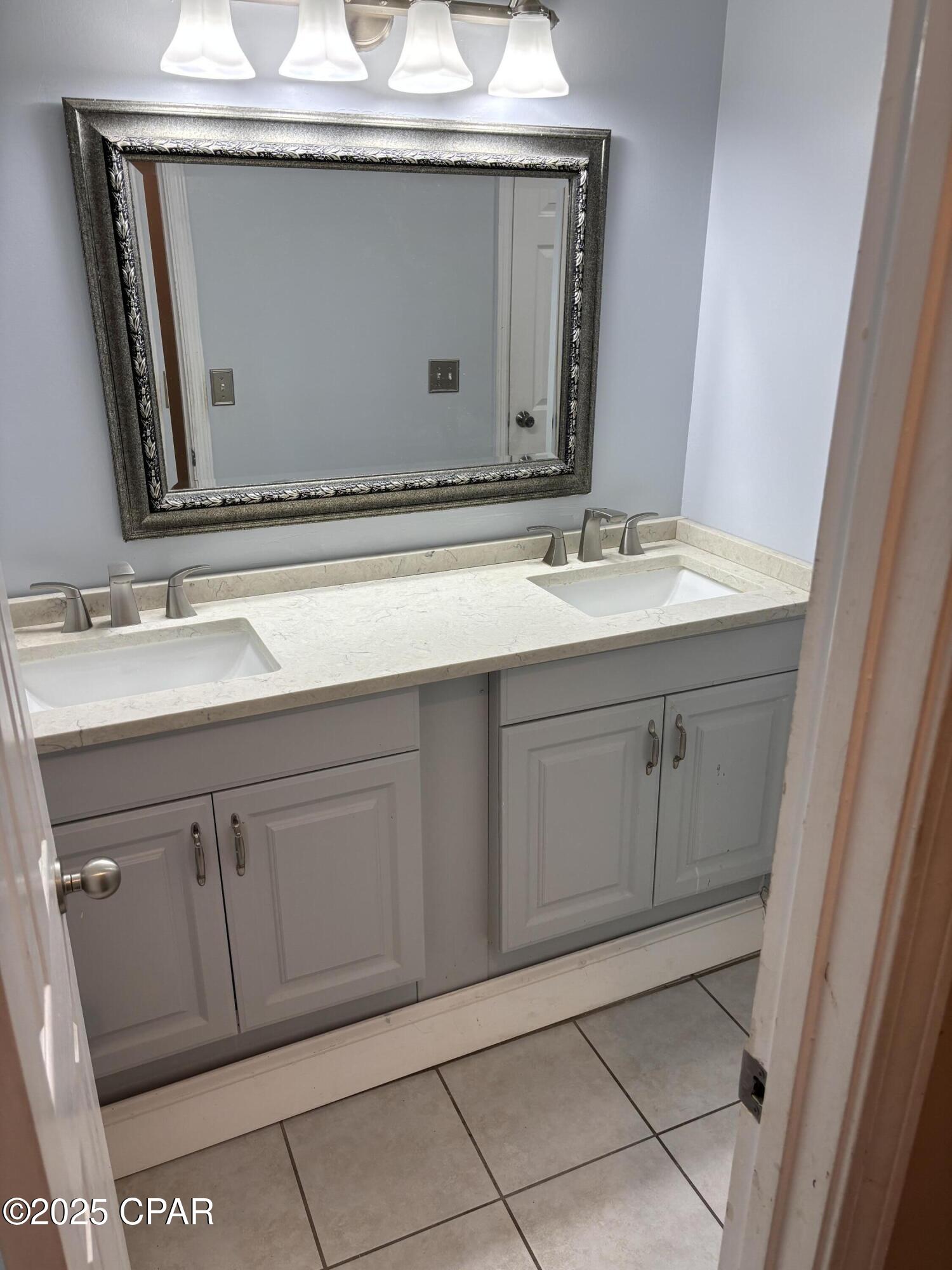 Image 6 For 113 Michelle Court