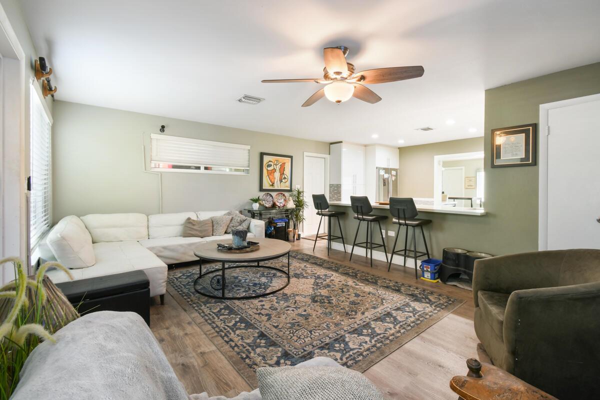 Homes for sale in Palm Beach Gardens, FL | 9278 Bloomfield Dr, Palm Beach Gardens, FL 33410 | MLS# R11118575