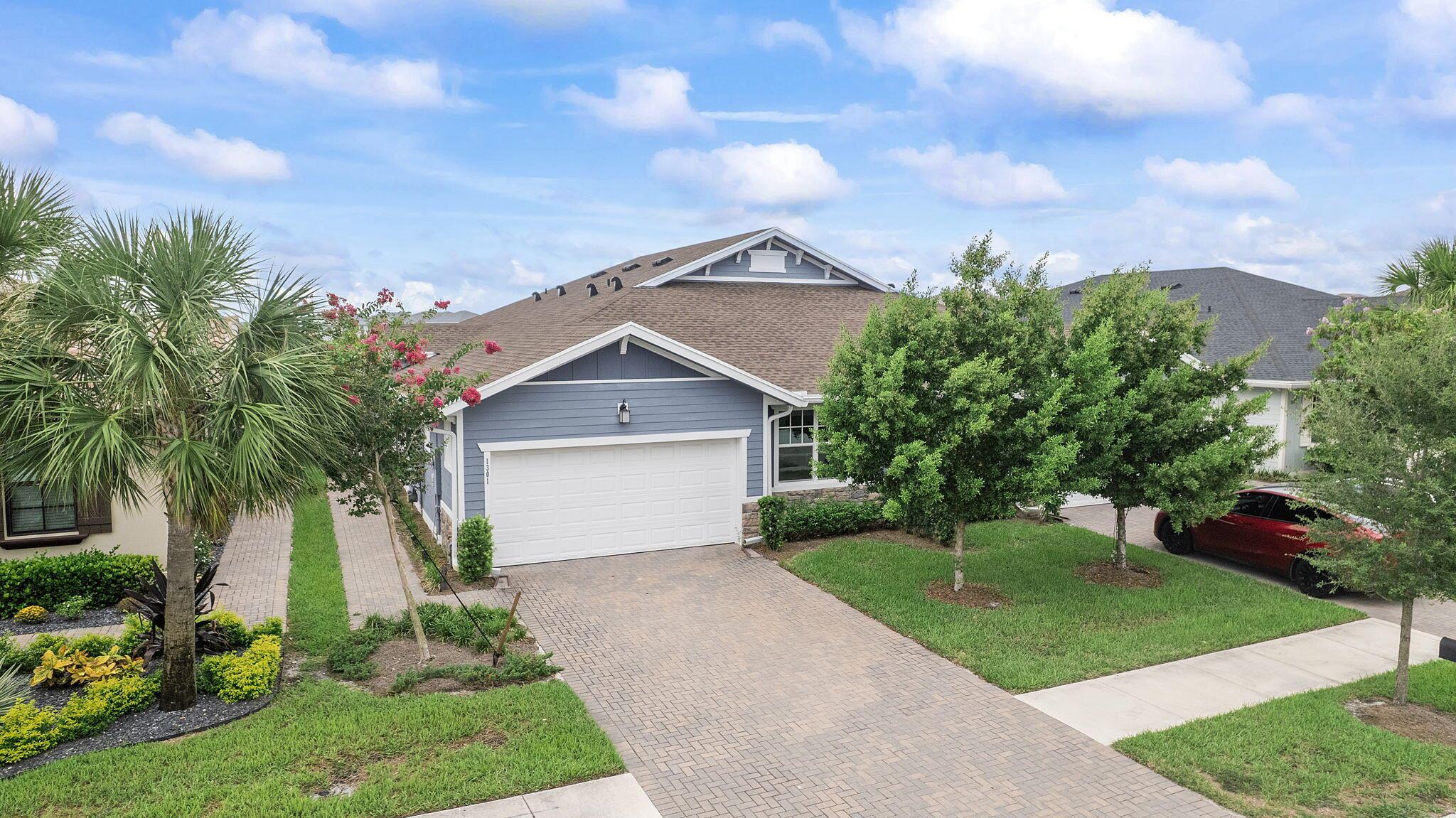 Homes for sale in Loxahatchee, FL | 1301 Haywagon Trail, Loxahatchee, FL 33470 | MLS# R11118611