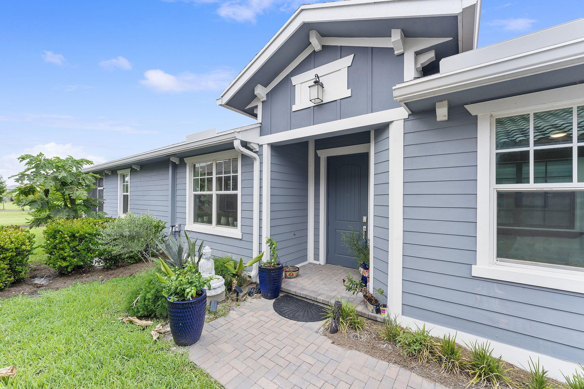 Homes for sale in Loxahatchee, FL | 1301 Haywagon Trail, Loxahatchee, FL 33470 | MLS# R11118611