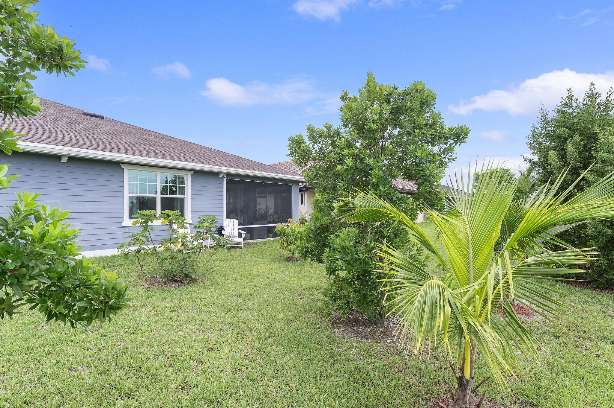 Homes for sale in Loxahatchee, FL | 1301 Haywagon Trail, Loxahatchee, FL 33470 | MLS# R11118611