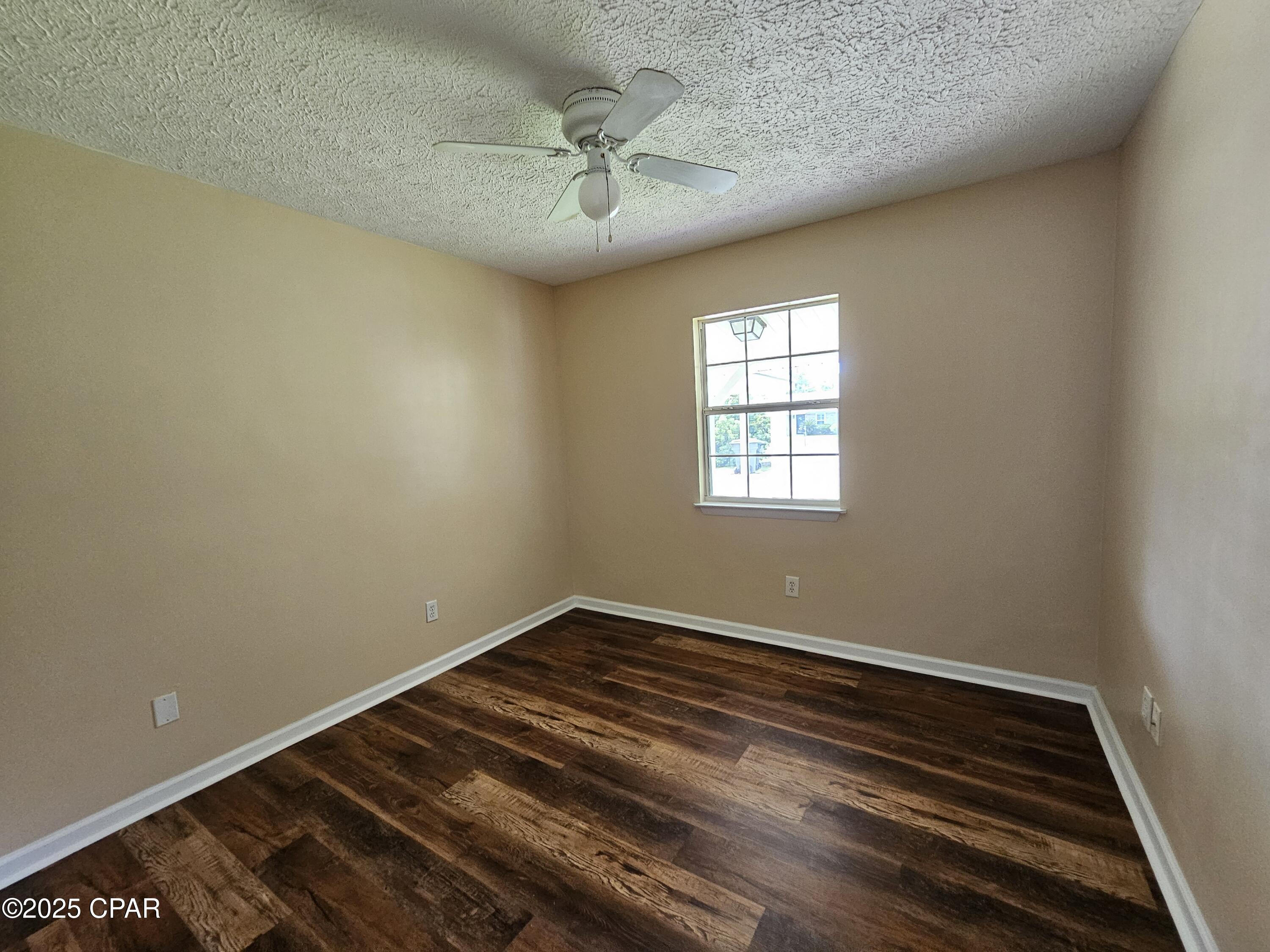 Image 14 For 609 Virginia Avenue