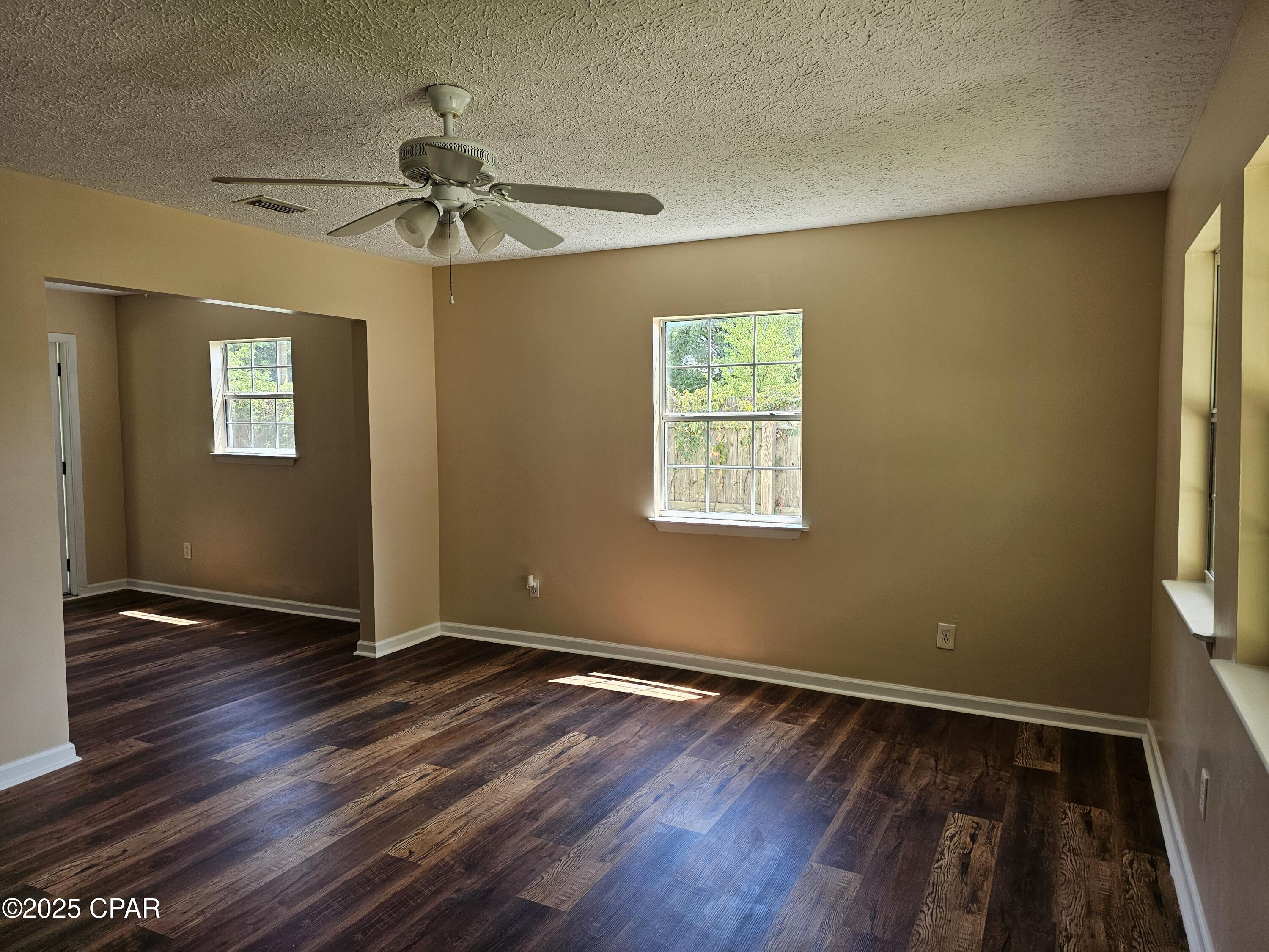 Image 4 For 609 Virginia Avenue