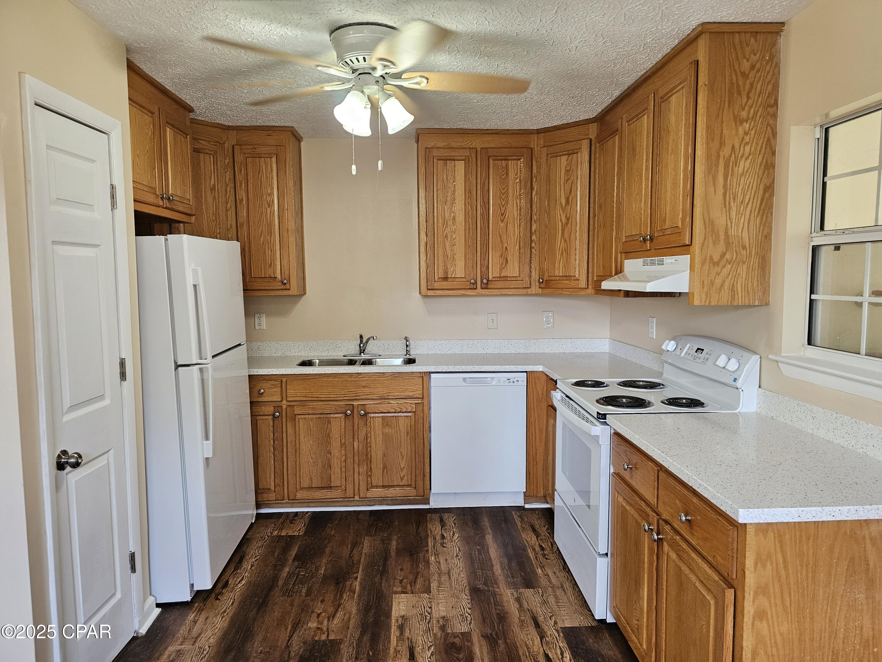 Image 6 For 609 Virginia Avenue