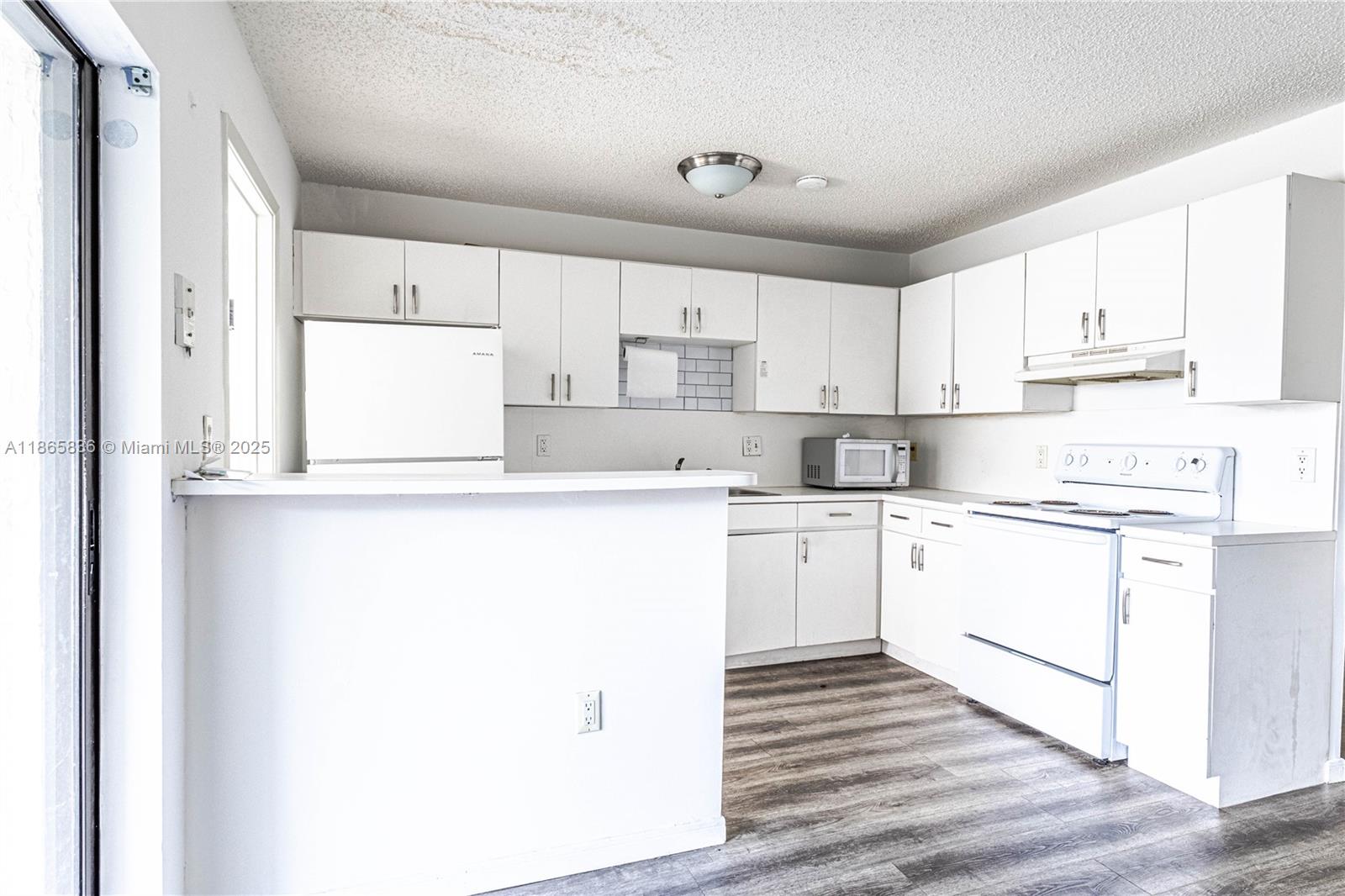 Cutler Creek Village Cond