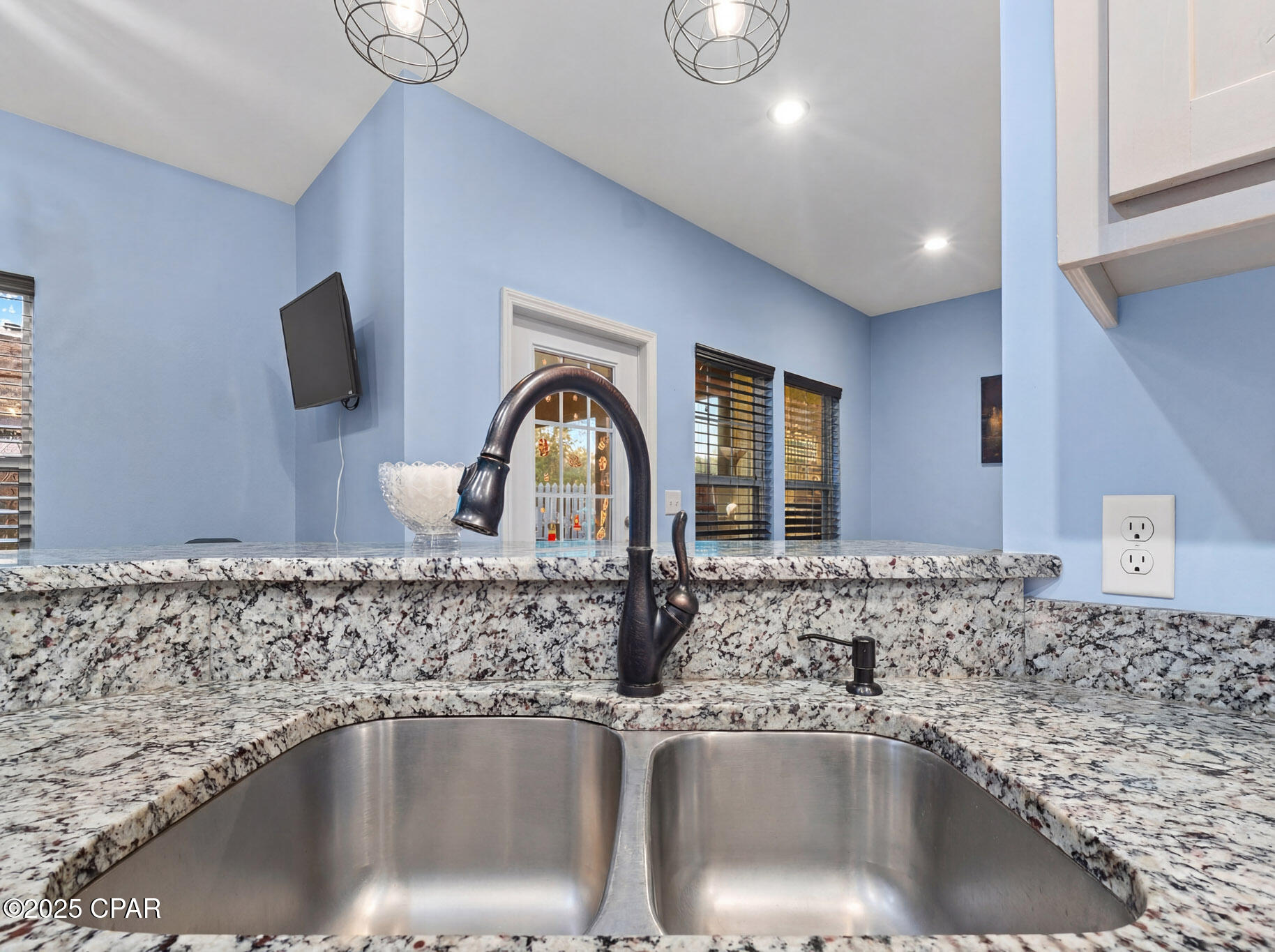 Image 18 For 1008 10th Street