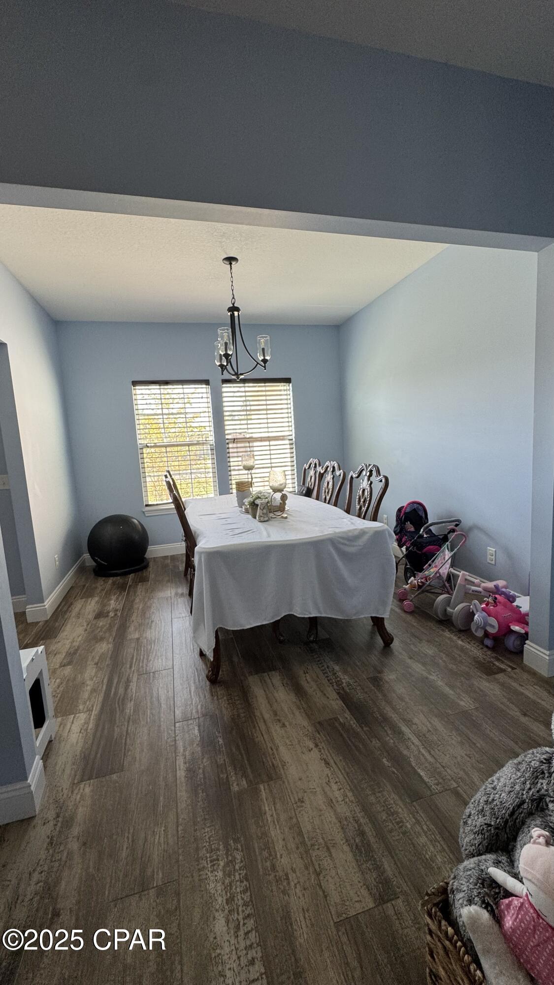 Image 29 For 1008 E 10th Str Street