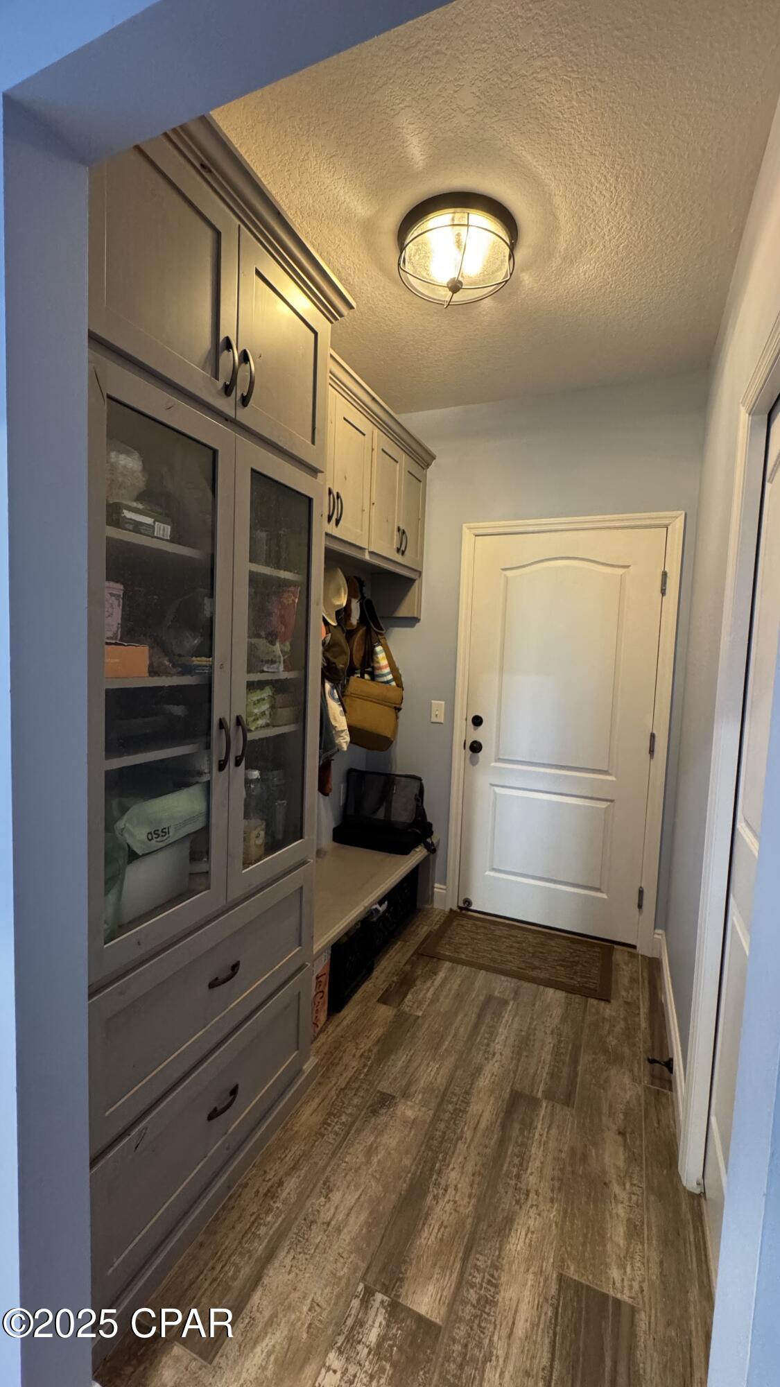 Image 33 For 1008 E 10th Str Street