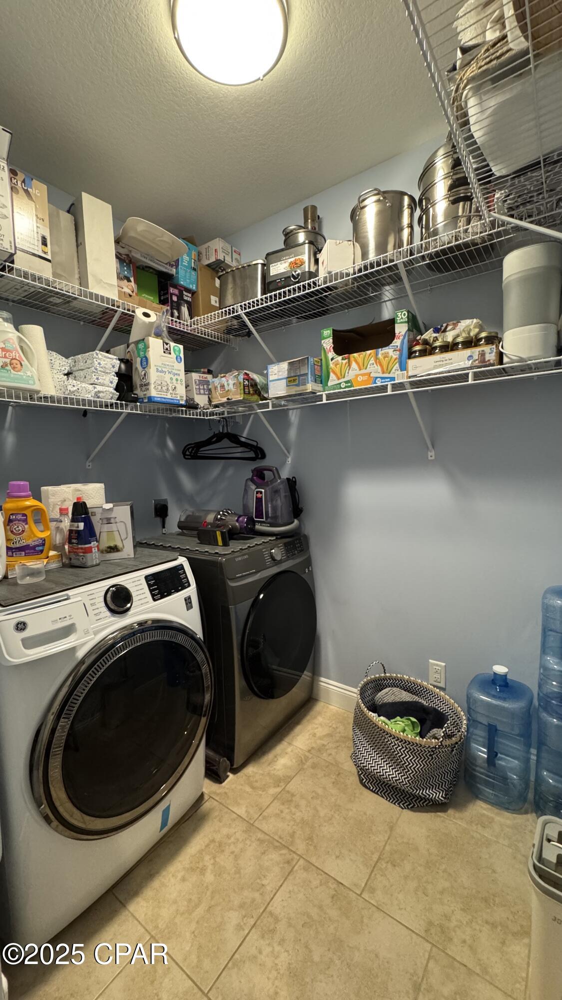 Image 34 For 1008 E 10th Str Street