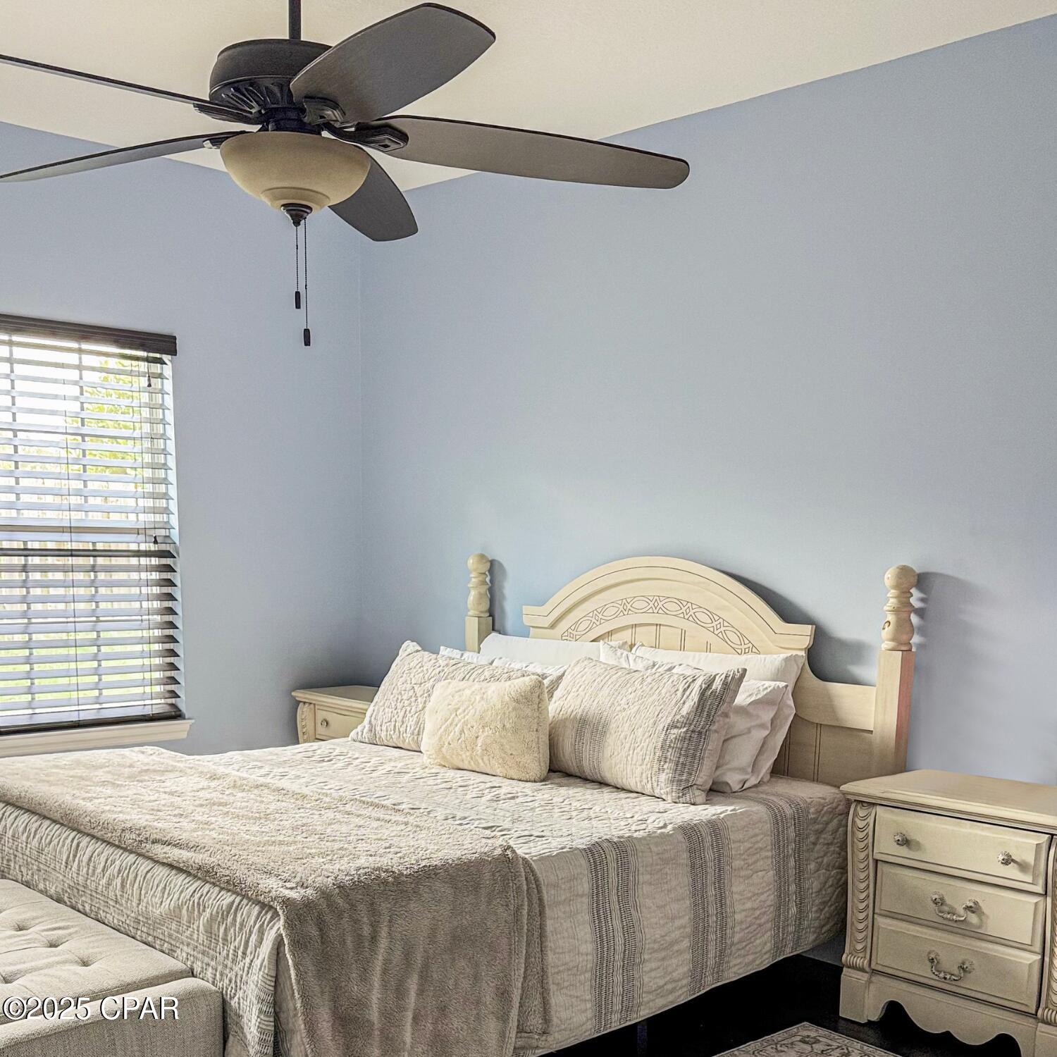 Image 5 For 1008 E 10th Str Street