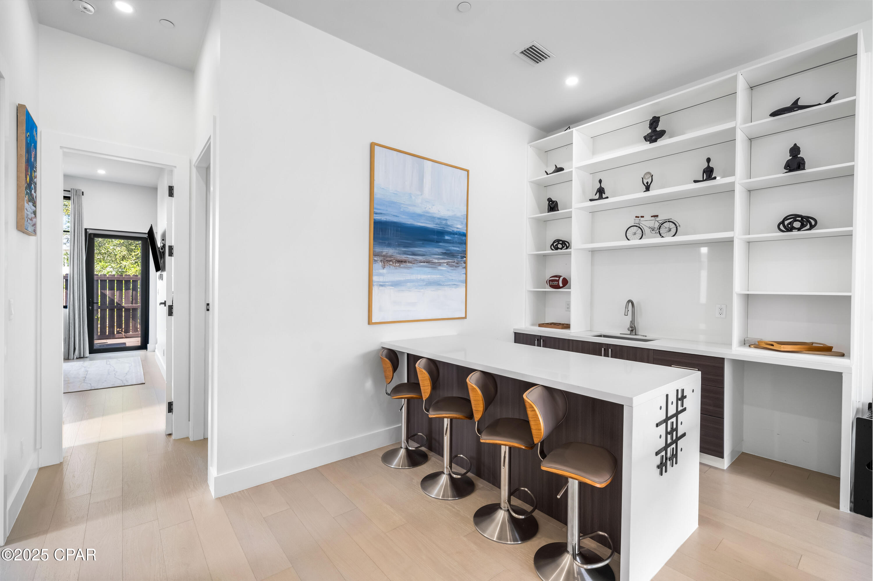 Image 12 For 21 Tidewater Court