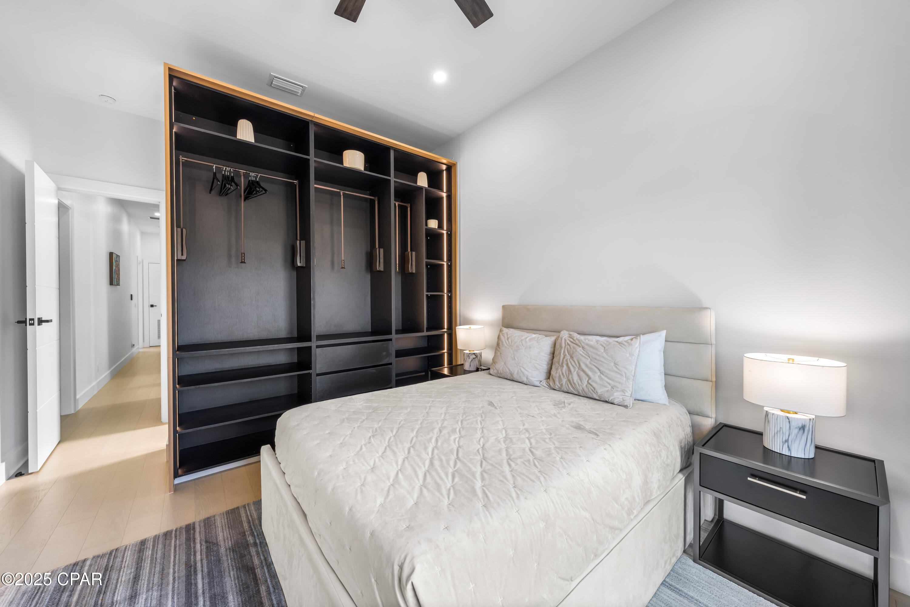 Listing photo id 23 for 21 Tidewater Court