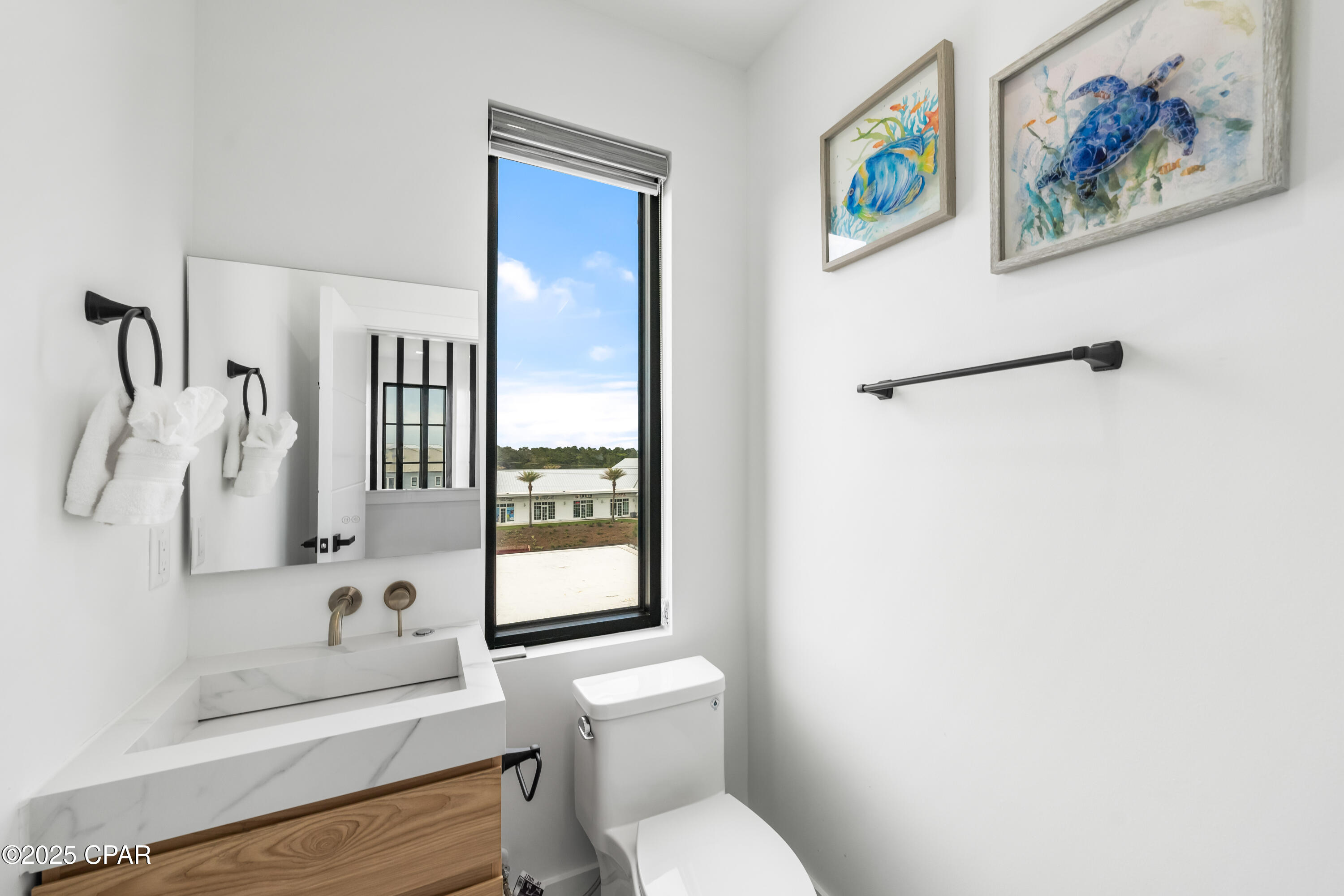 Listing photo id 47 for 21 Tidewater Court