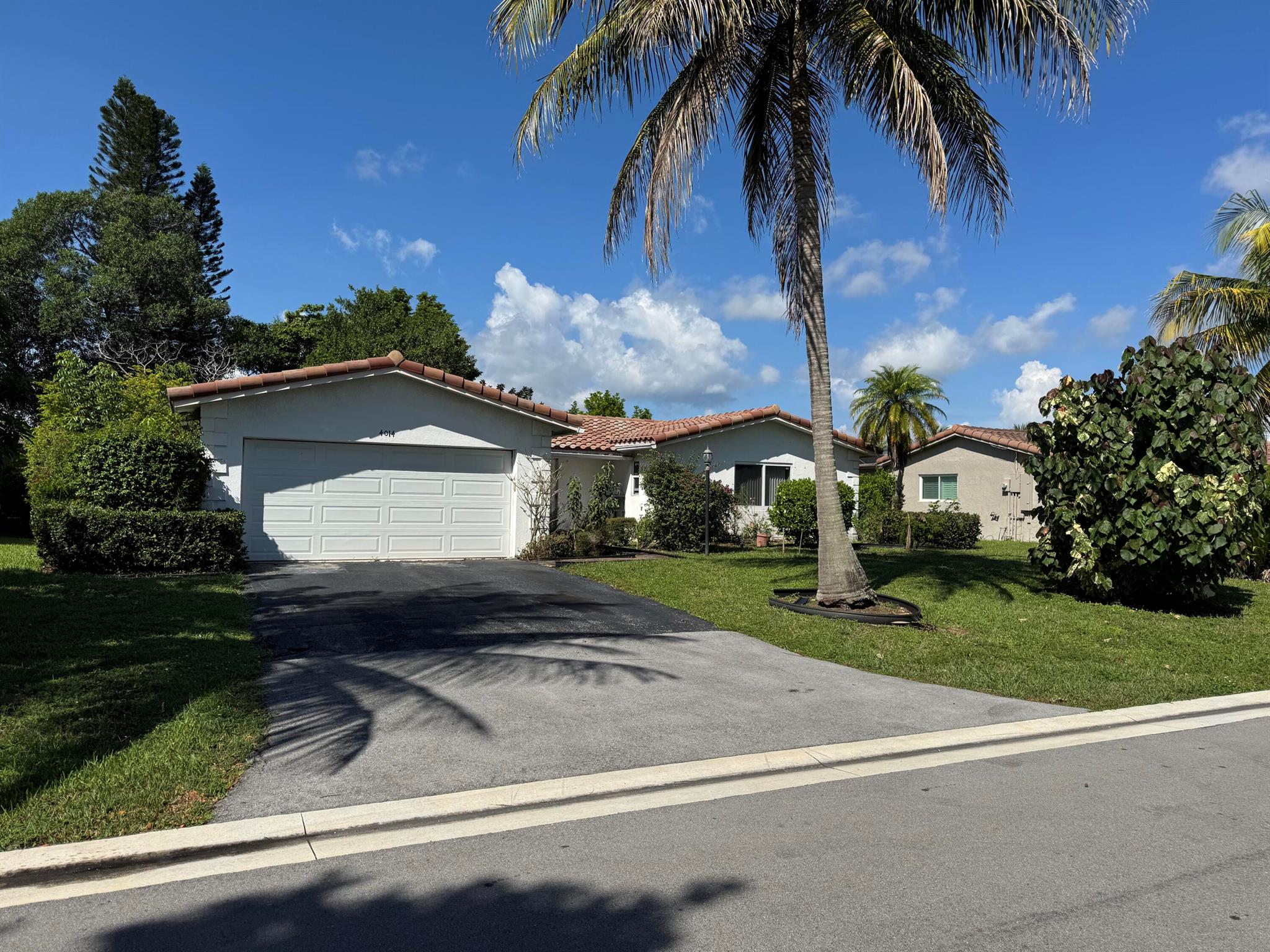 Homes for sale in Coral Springs, FL | 4014 Nw 76th Avenue, Coral Springs, FL 33065 | MLS# R11118670