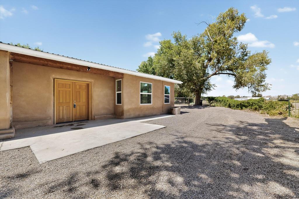 Homes for sale in Belen, NM | 1144 E River Rd, Belen, NM 87002 | MLS# 1090361