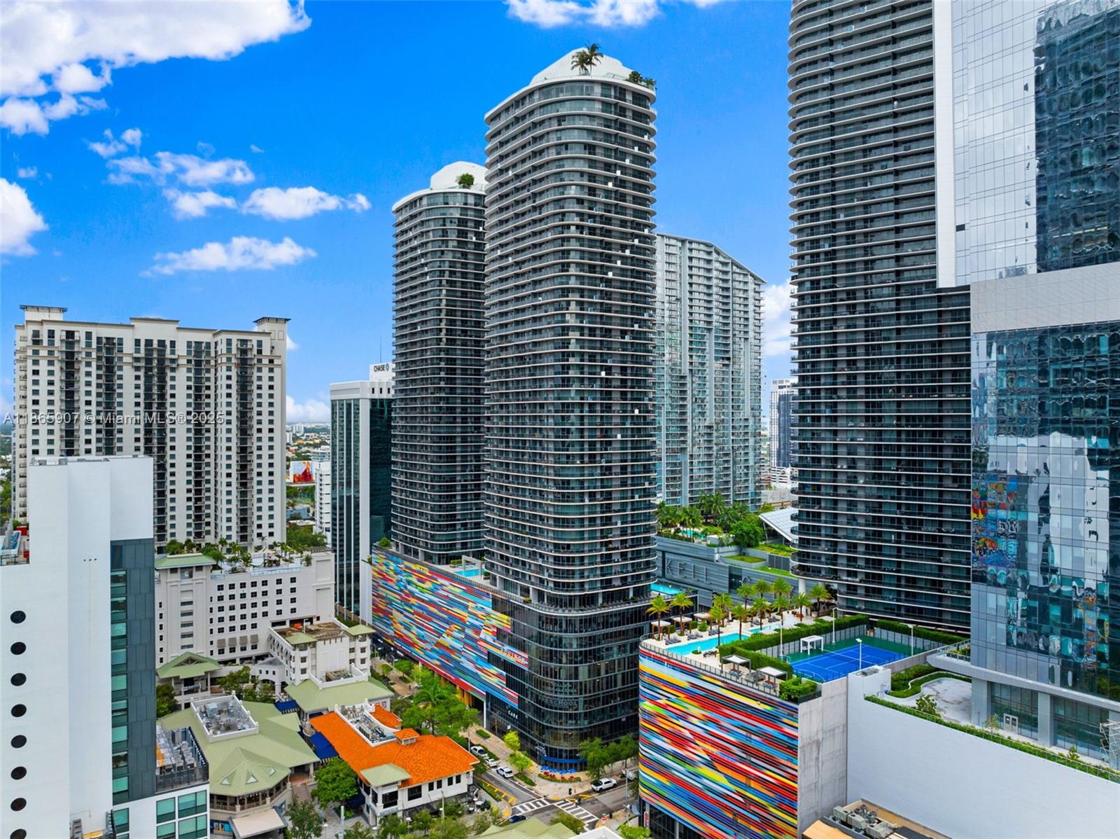 45 SW 9th St #4603, Miami FL 33130