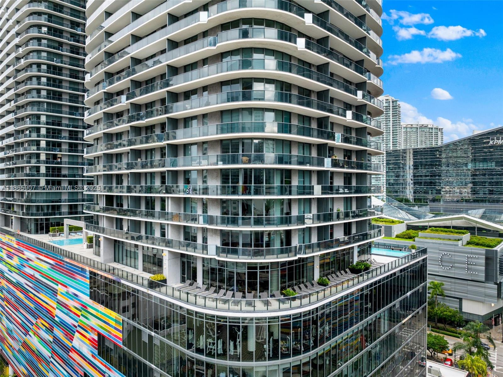 45 SW 9th St #4603, Miami FL 33130