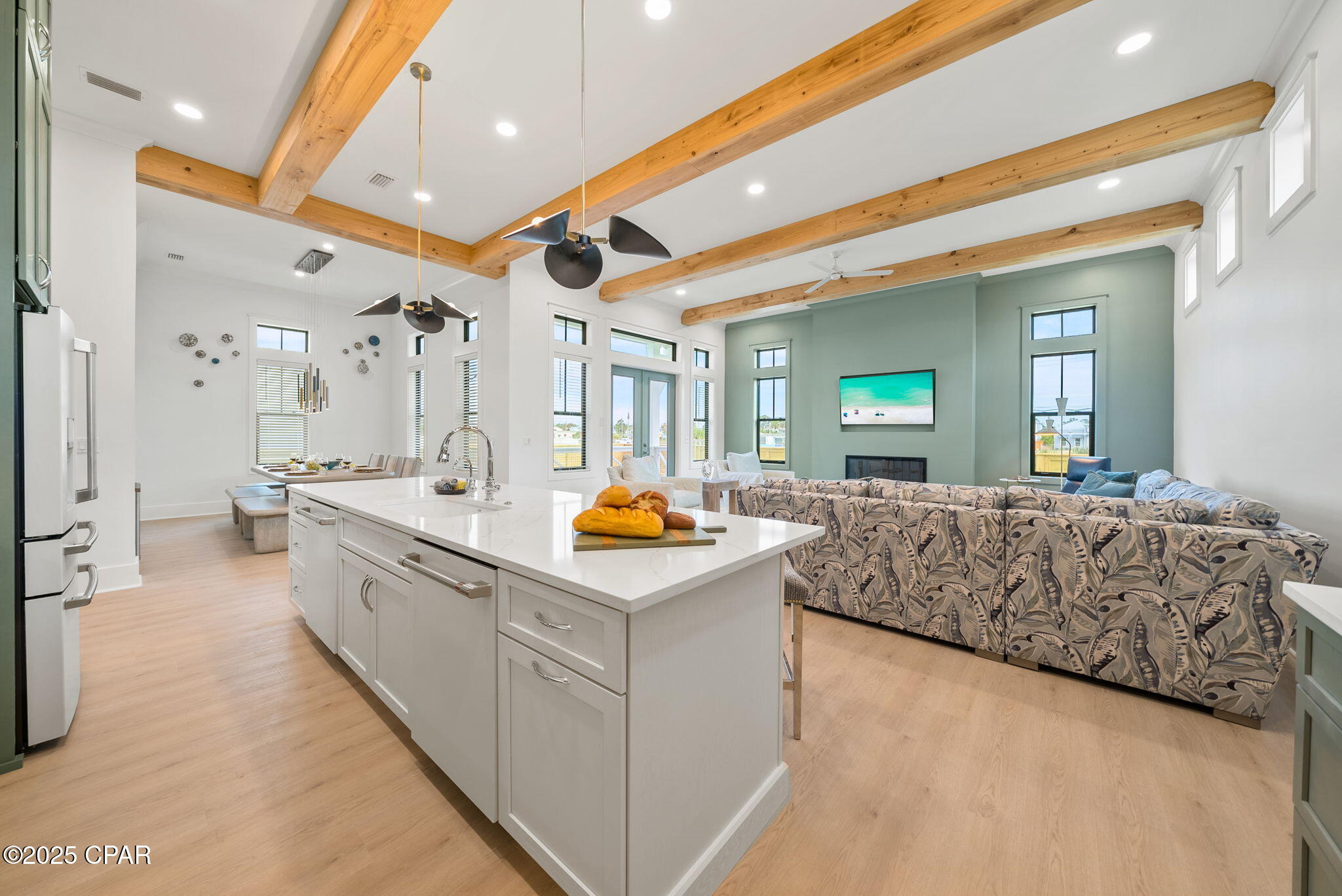 Image 11 For 5928 Gulf Drive