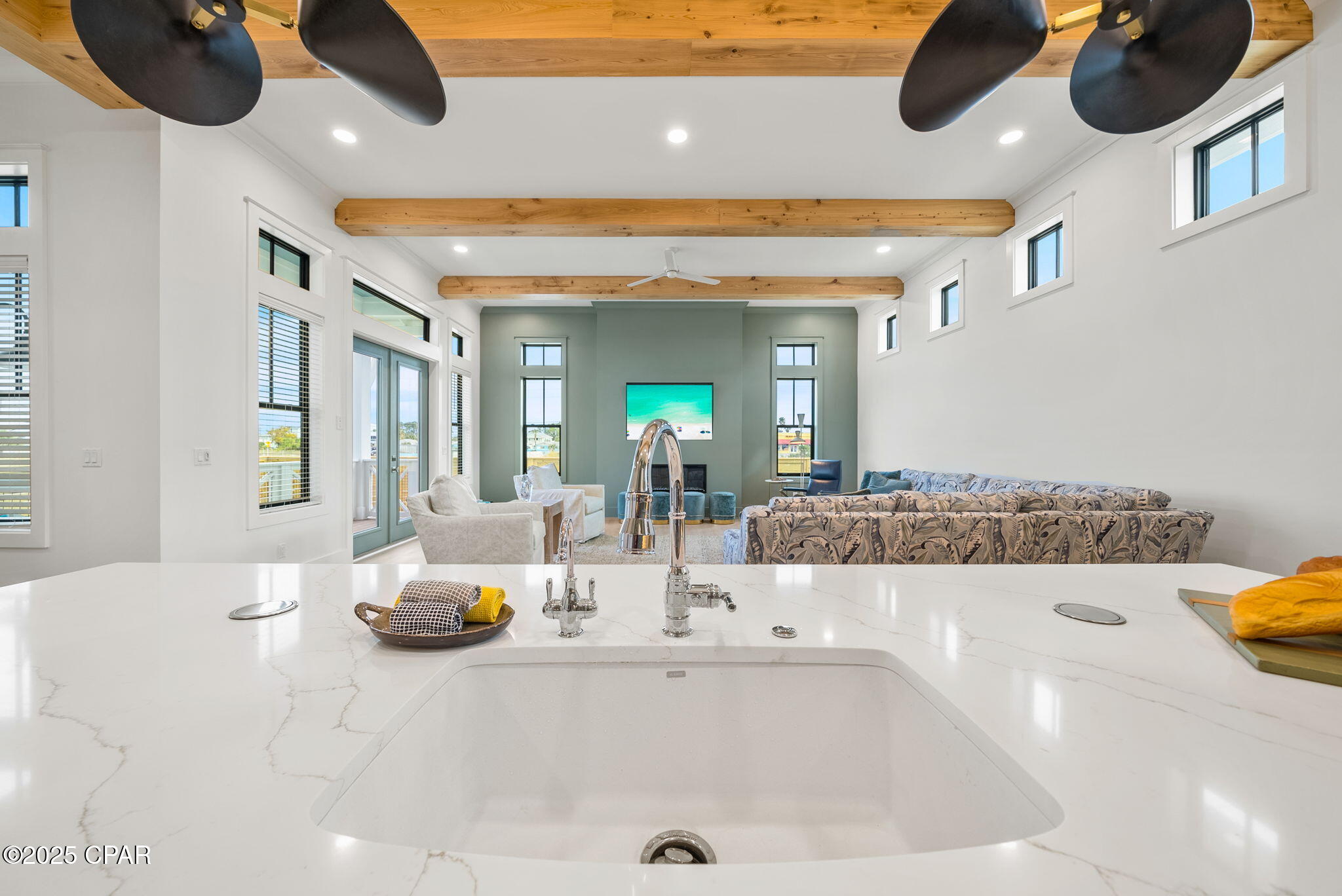 Image 12 For 5928 Gulf Drive