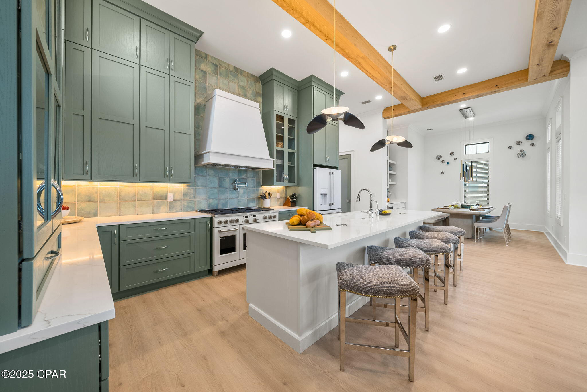 Image 5 For 5928 Gulf Drive