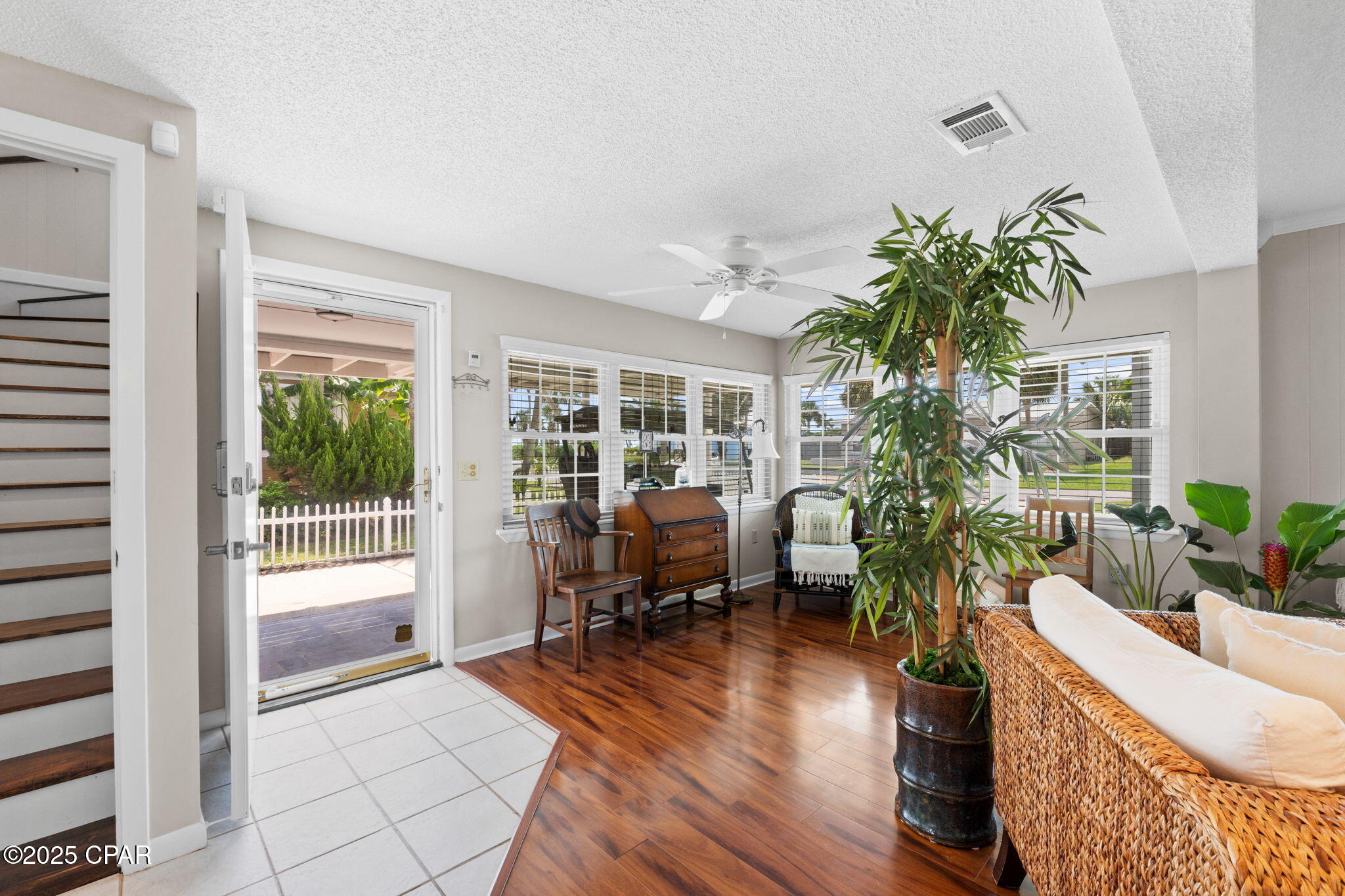 Image 12 For 122 Monterey Avenue