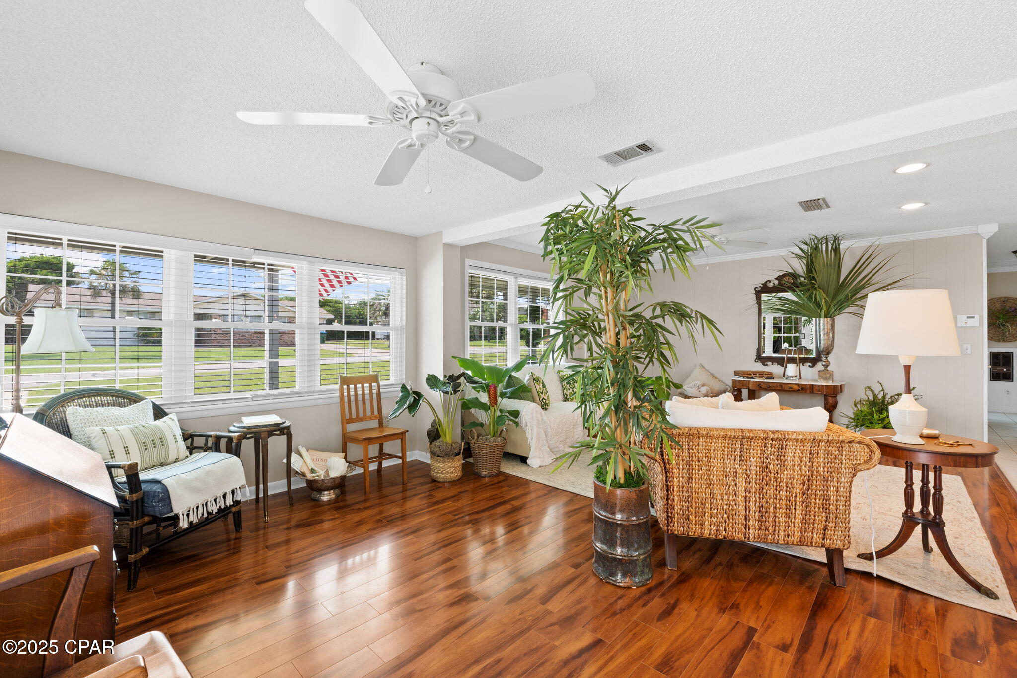 Image 15 For 122 Monterey Avenue