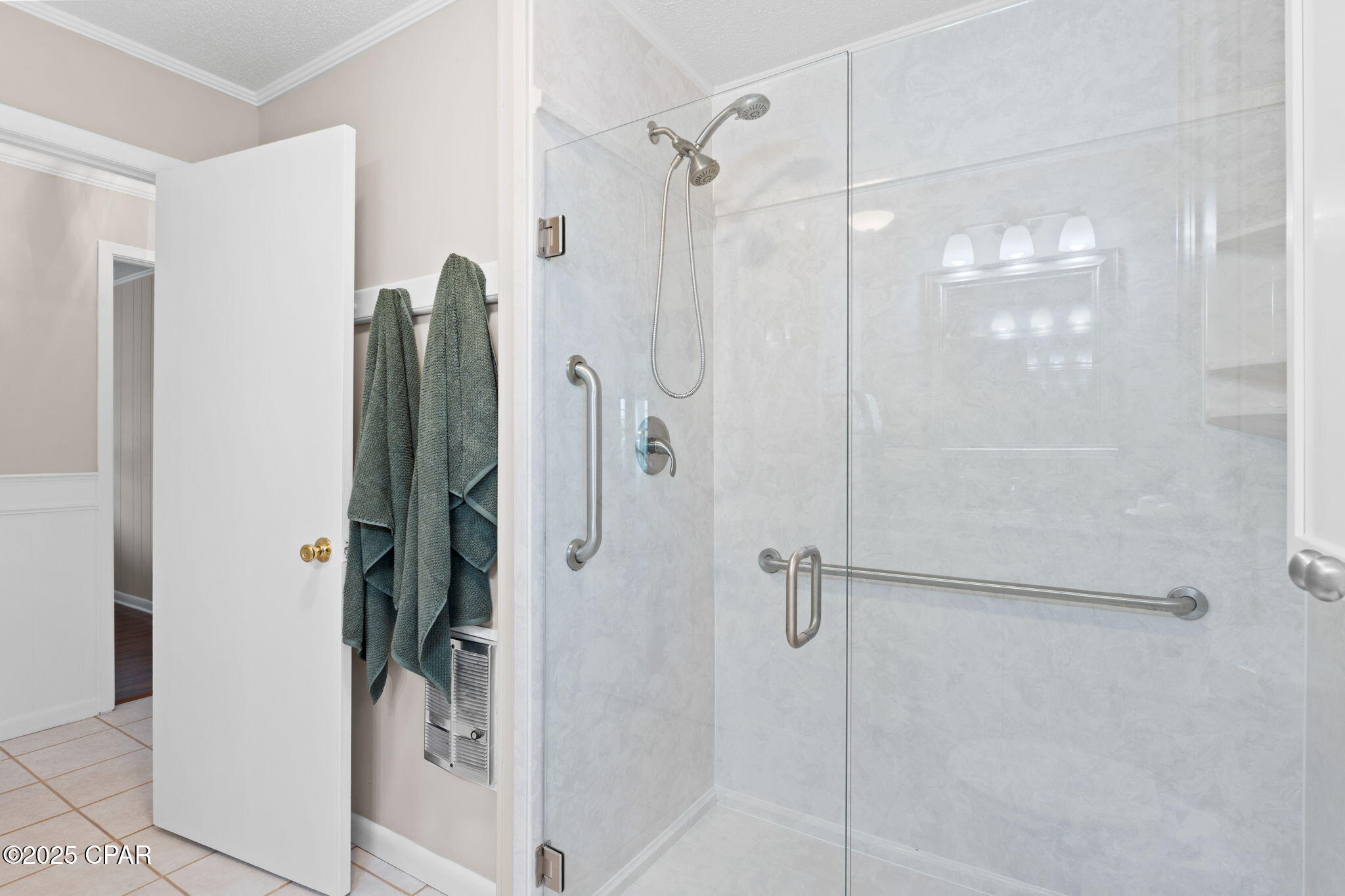 Image 29 For 122 Monterey Avenue