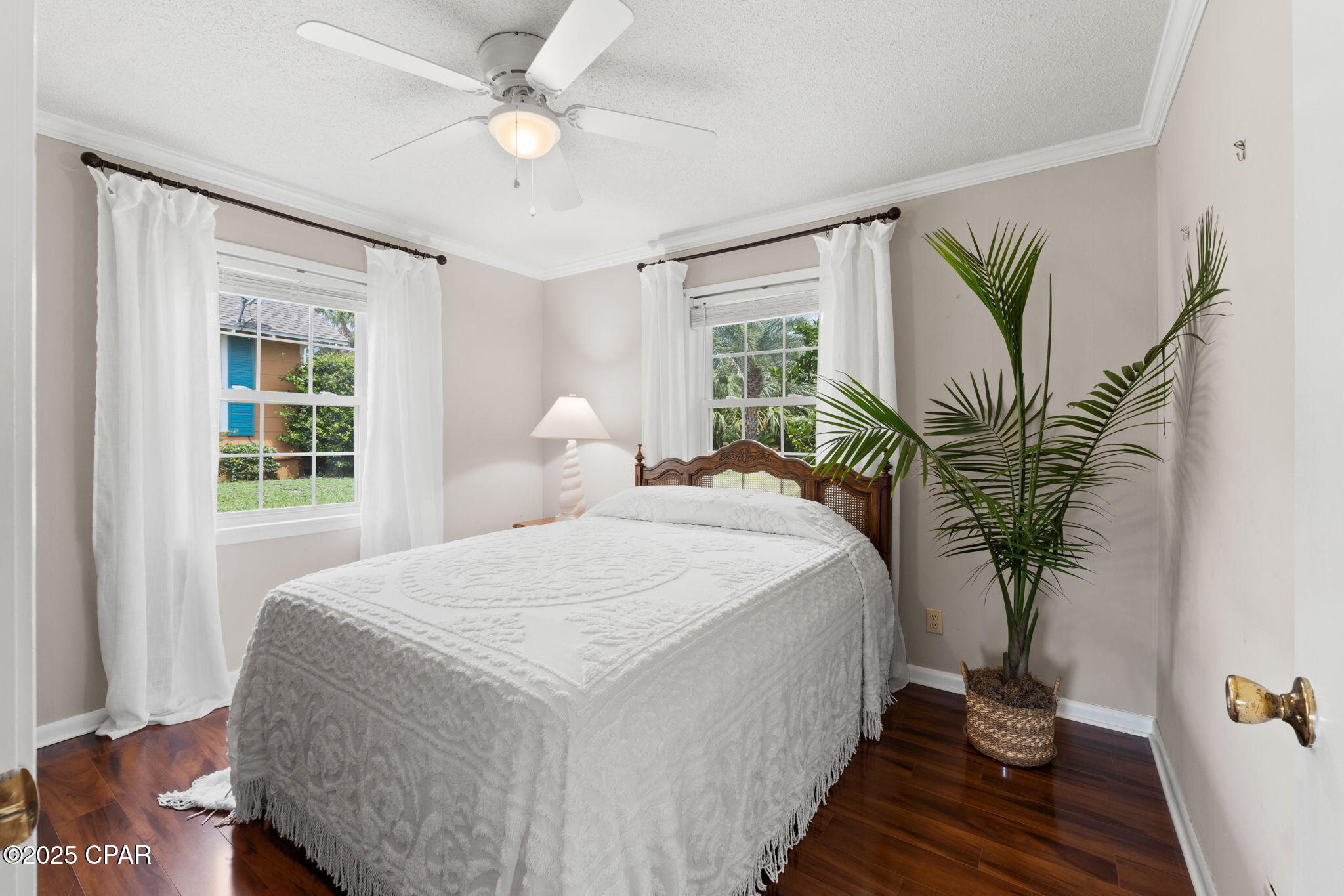 Image 34 For 122 Monterey Avenue