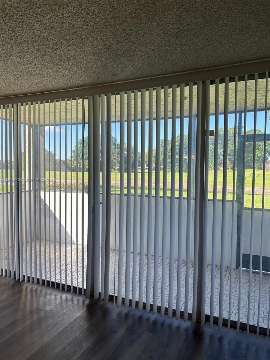 Condominium 8 Of Environ