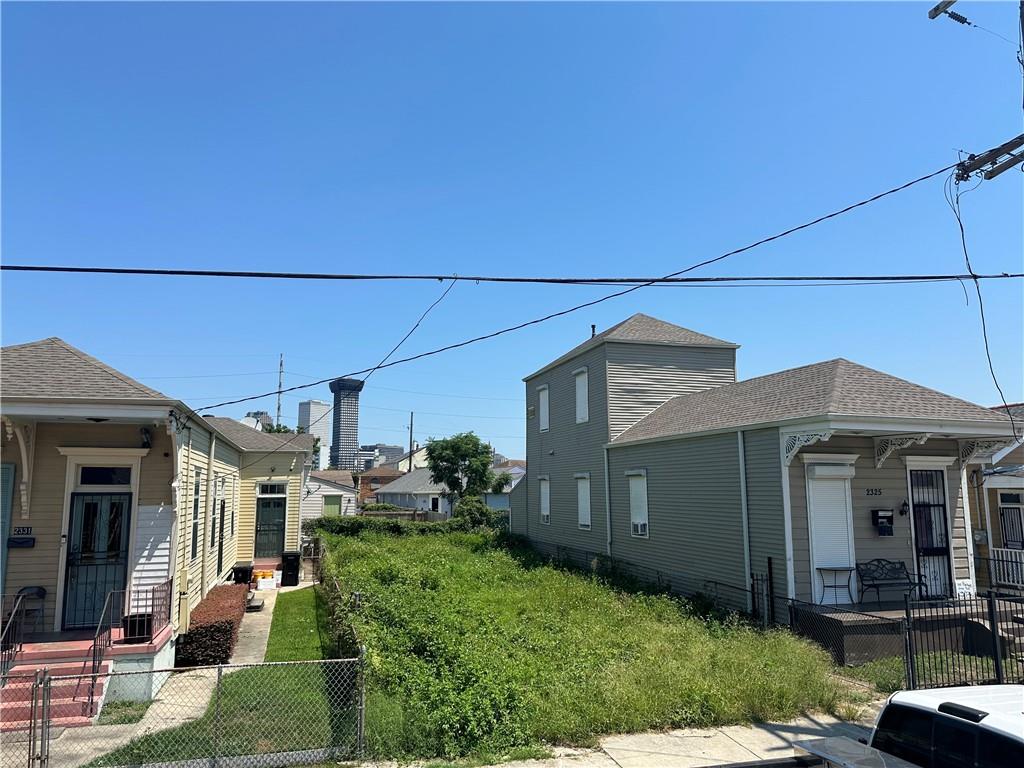 Homes for sale in New Orleans, LA | 2327 29 Josephine St, New Orleans, LA 70113 | MLS# 2518701