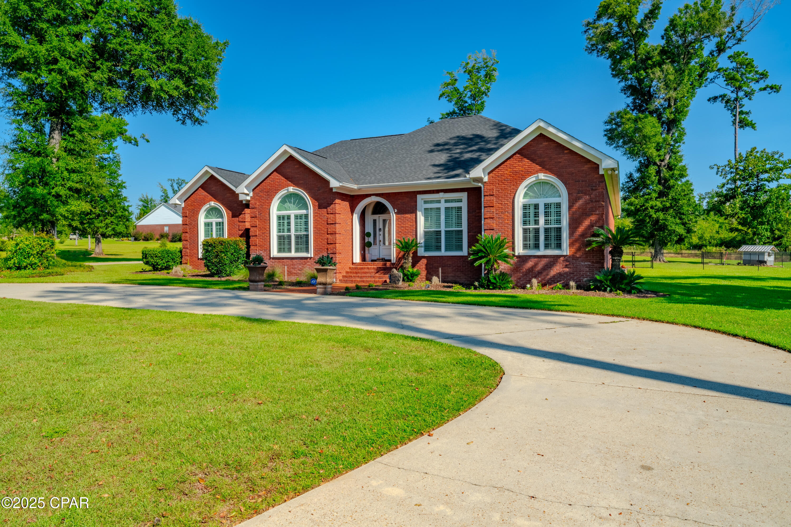 Image 2 For 3410 Parkwood Drive