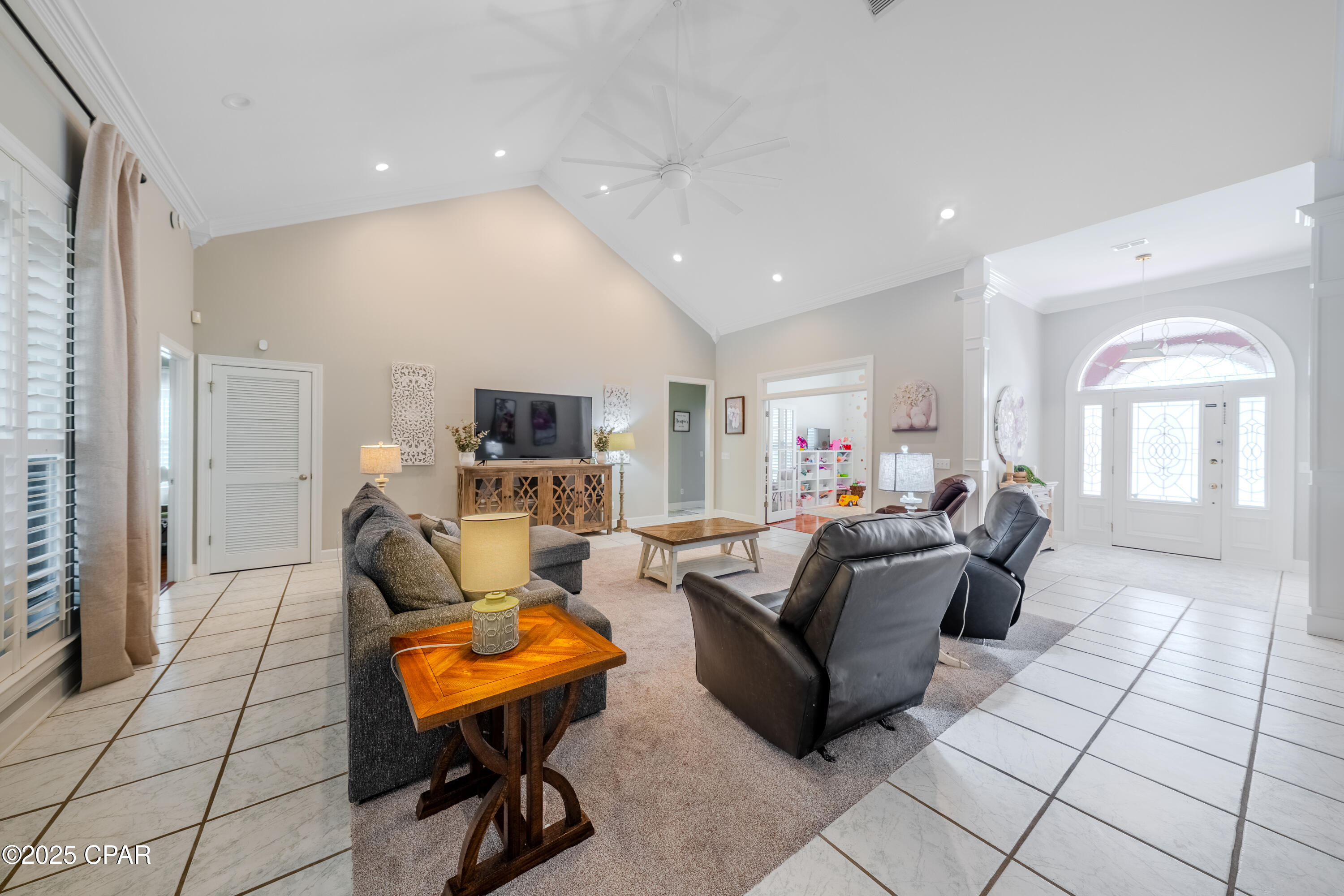 Image 3 For 3410 Parkwood Drive