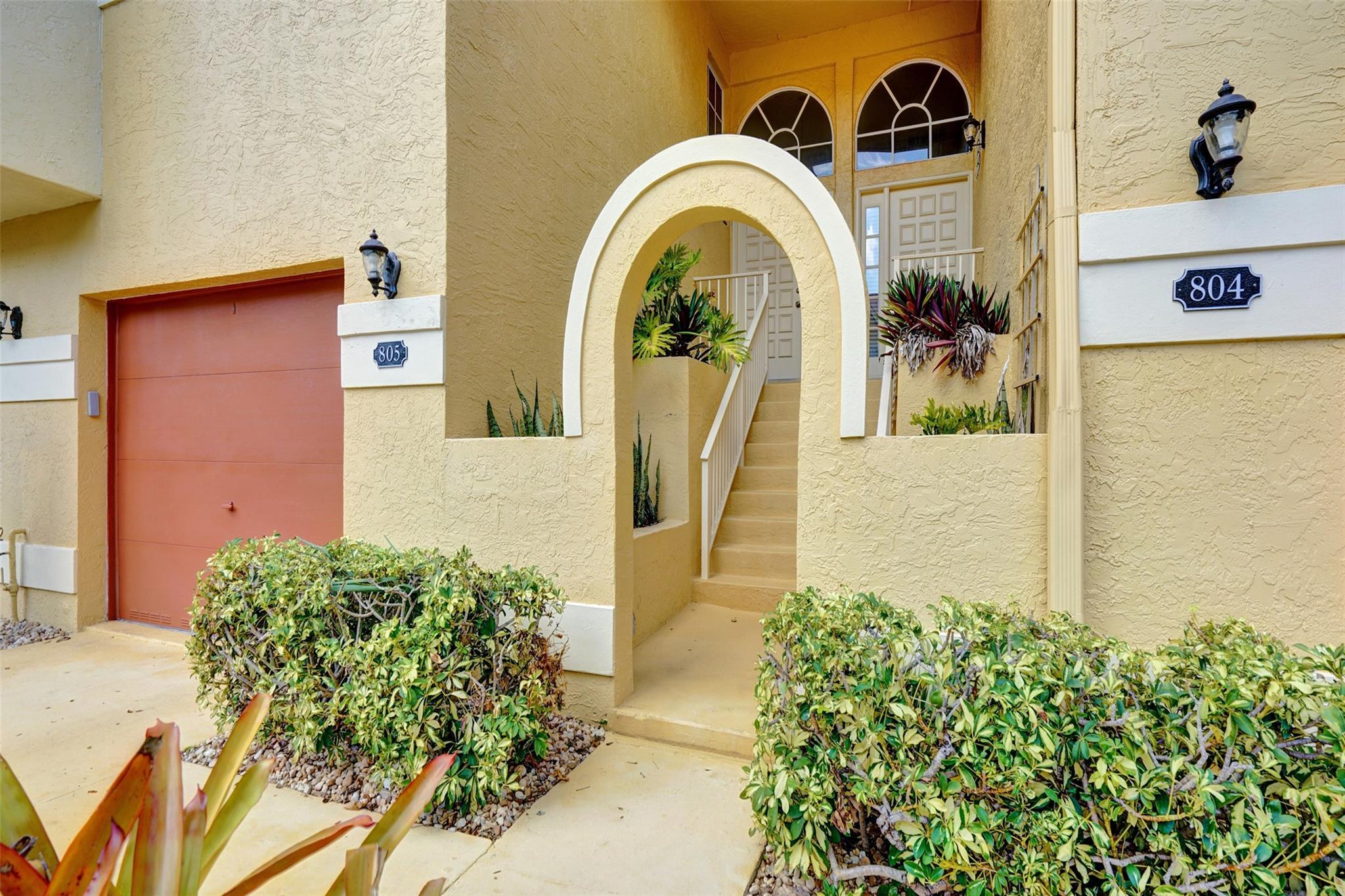 Homes for sale in Lauderdale By The Sea, FL | 2121 S Ocean Blvd #805, Lauderdale By The Sea, FL 33062 | MLS# F10523253