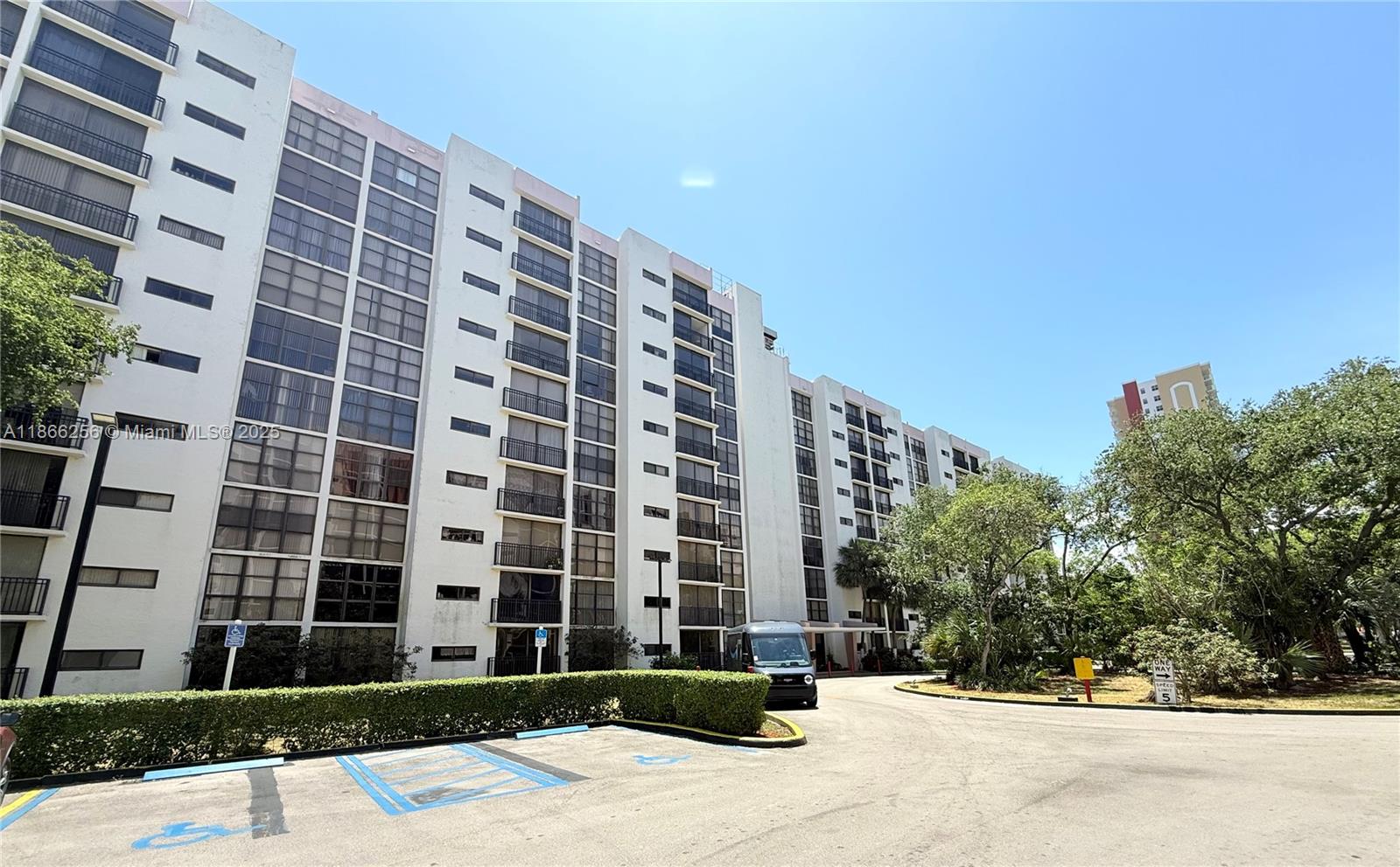 Plaza Of Americas Condo P