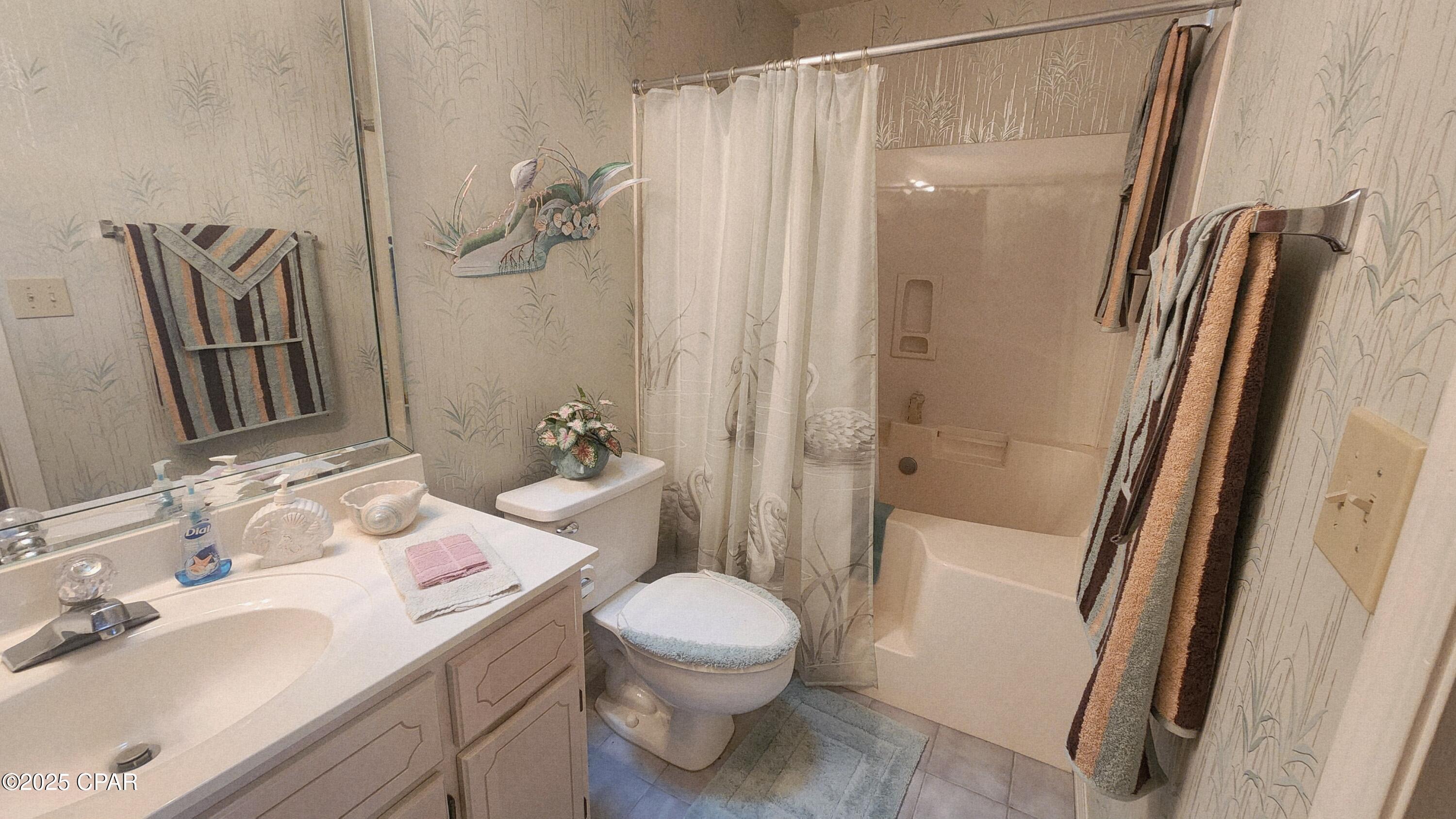 Image 18 For 120 Grande Island Boulevard