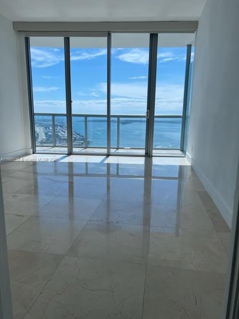 888 Biscayne Blvd #5407, Miami FL 33132