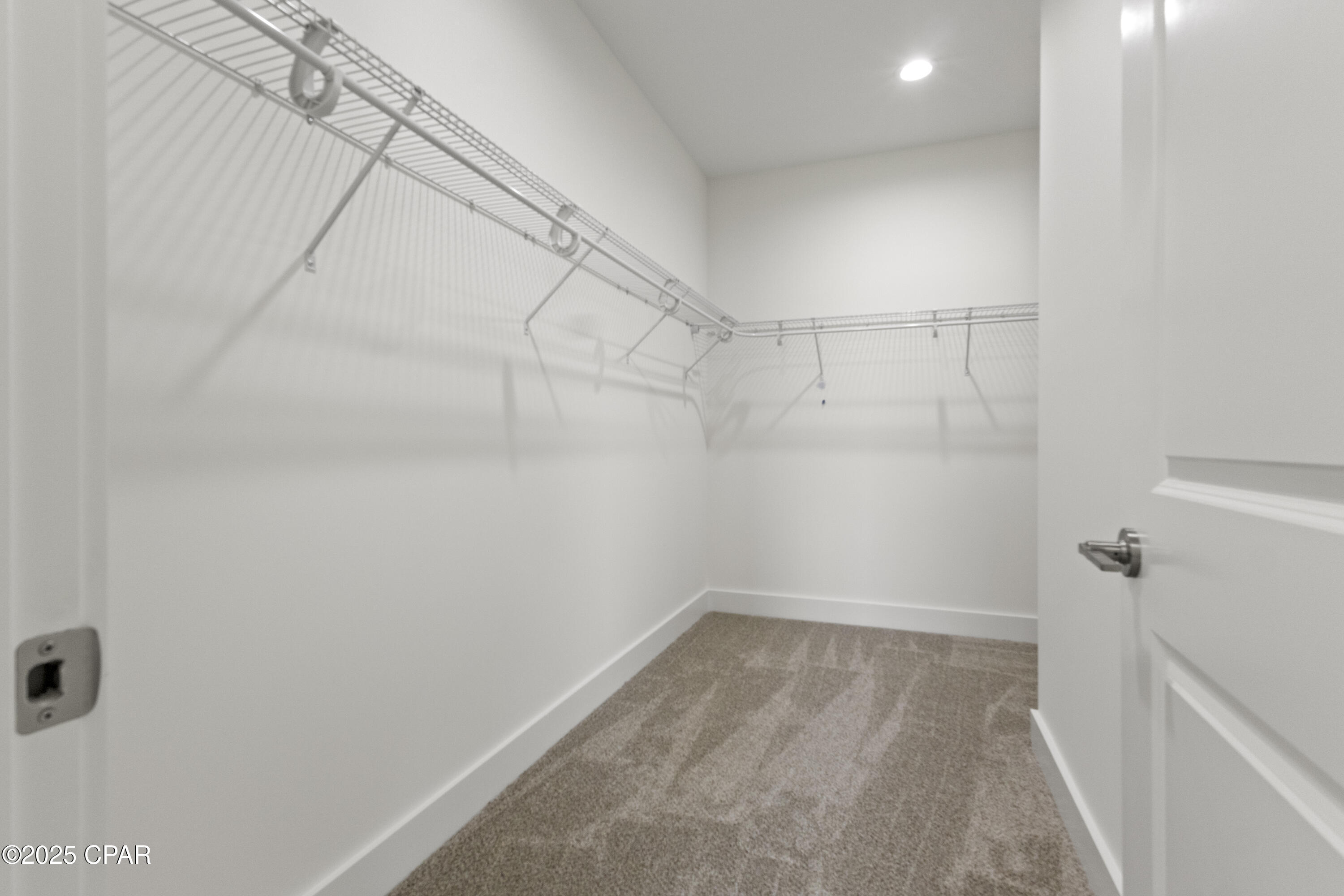 Image 18 For 3821 Red Deer Circle