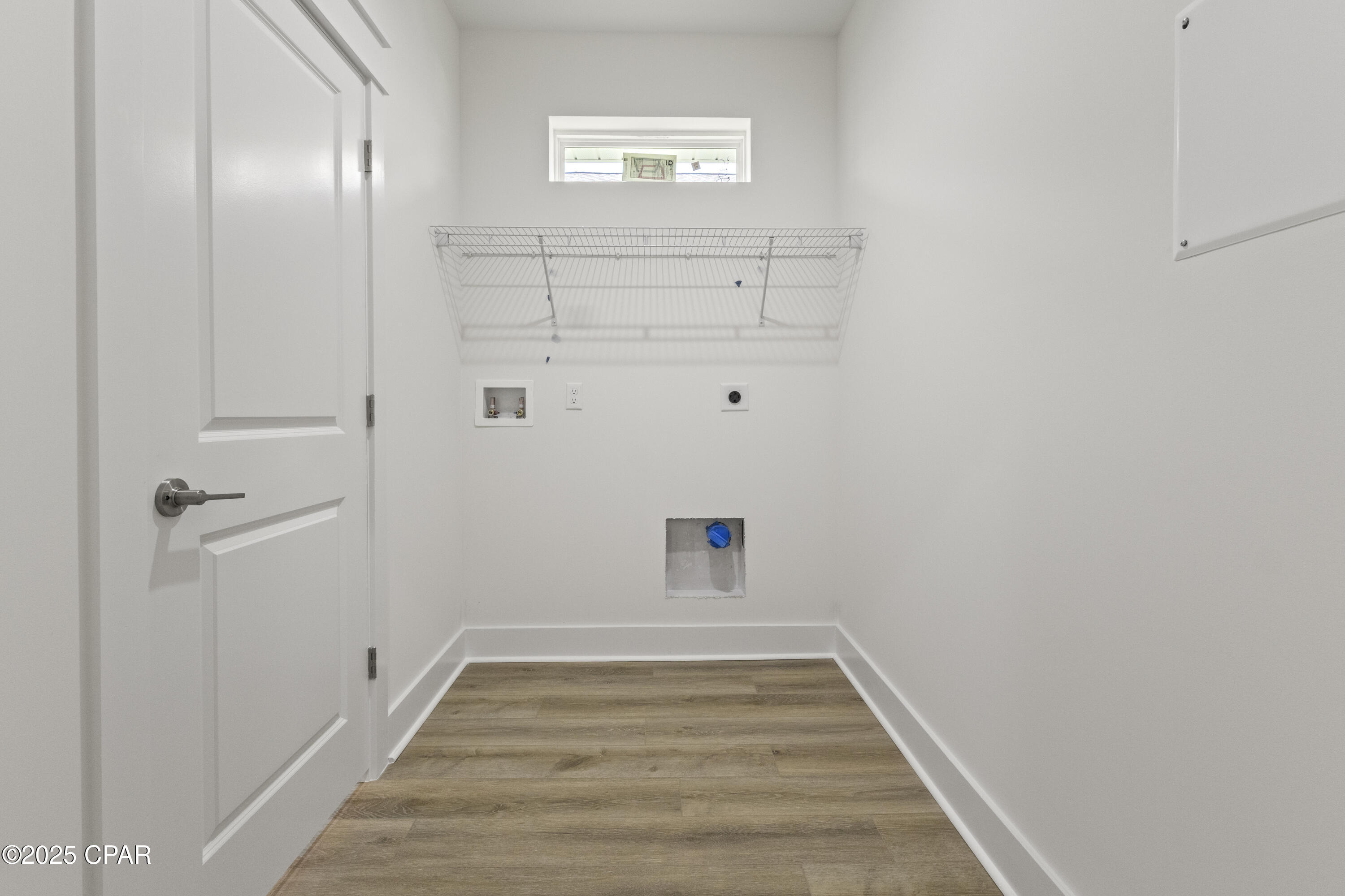 Image 21 For 3821 Red Deer Circle