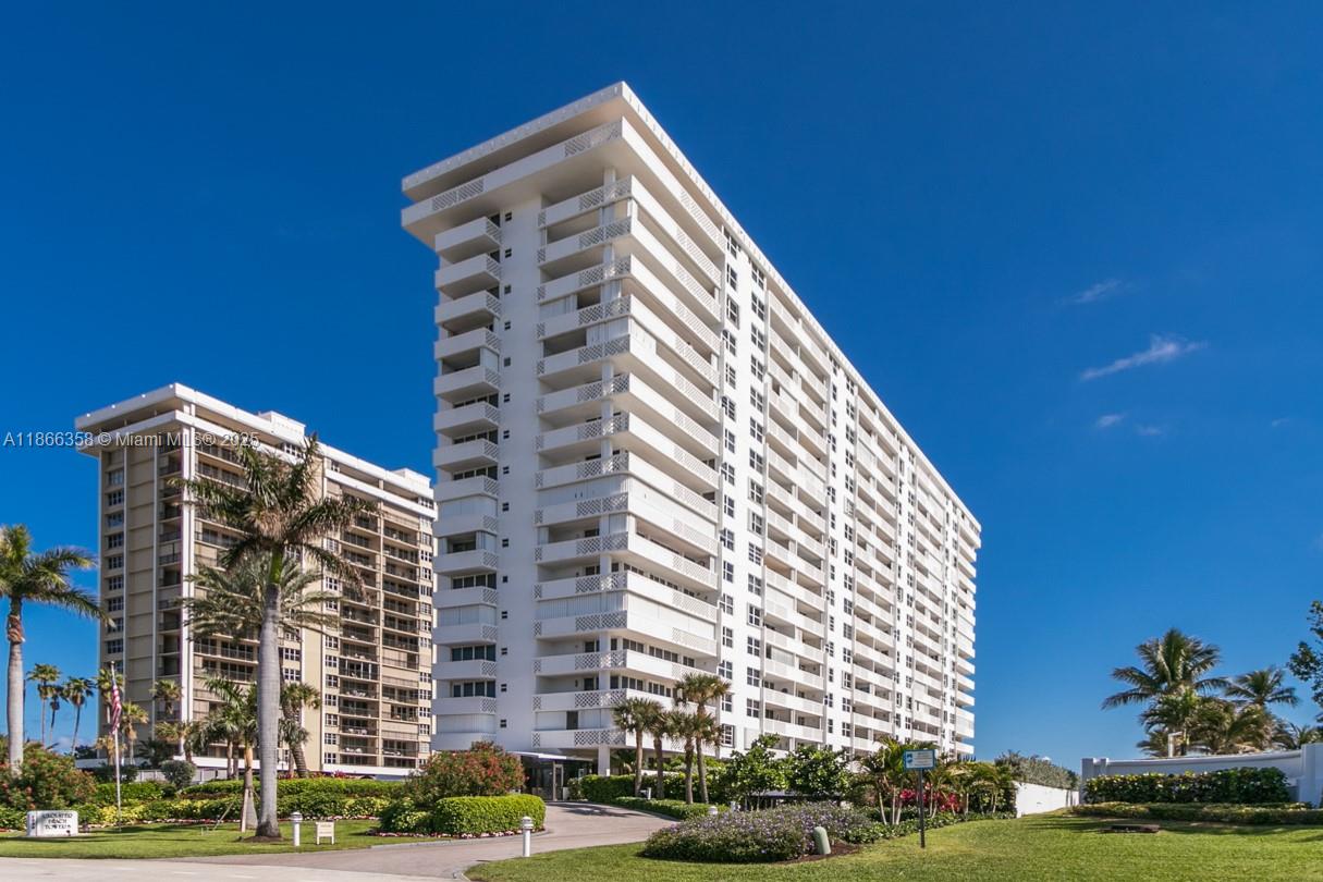 Cloister Beach Towers Con
