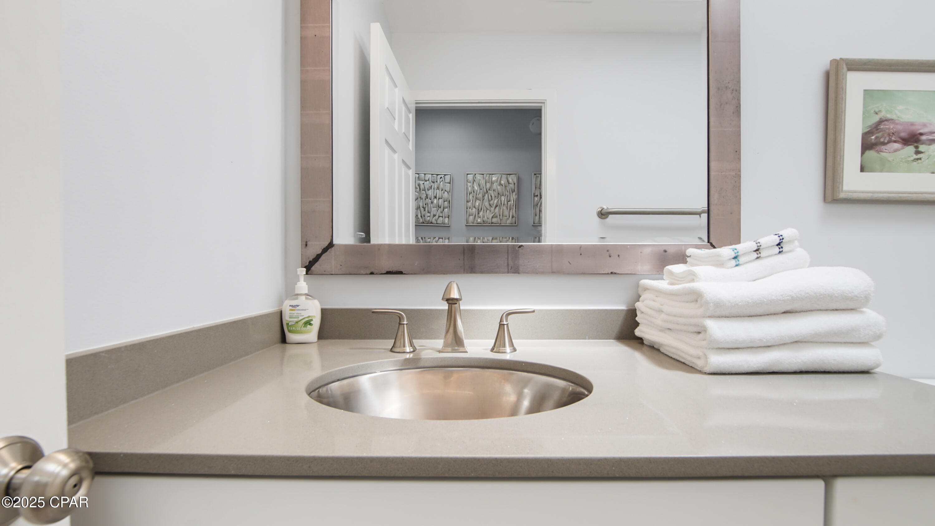 Image 21 For 7425 Lagoon Drive