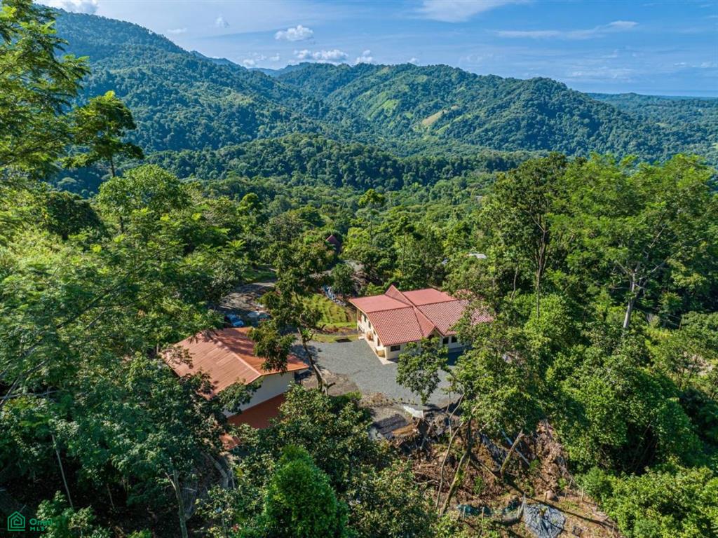 4 bed Single Family Homes For Sale in , Puntarenas - 1