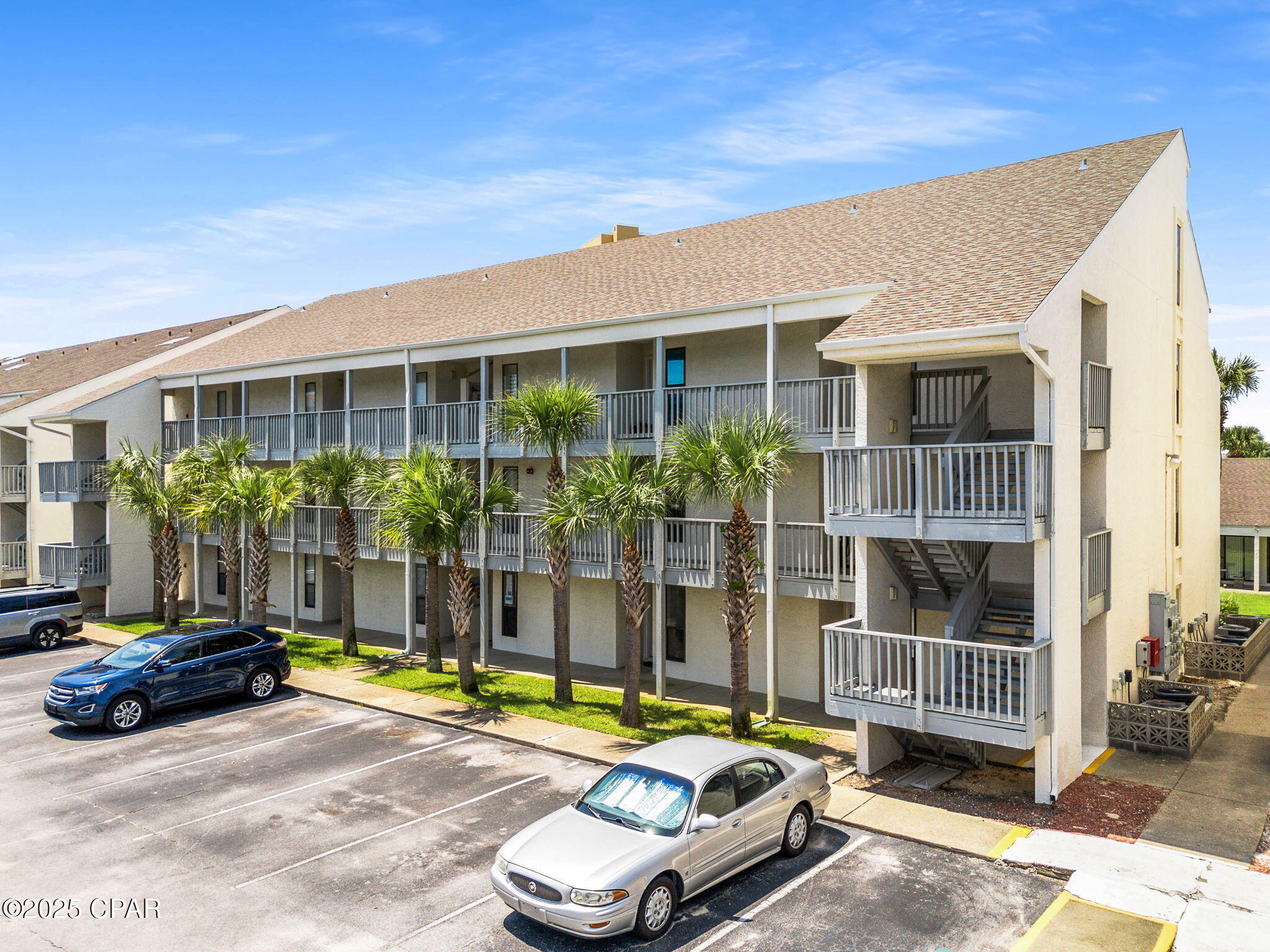 Image 37 For 17614 Front Beach  D13