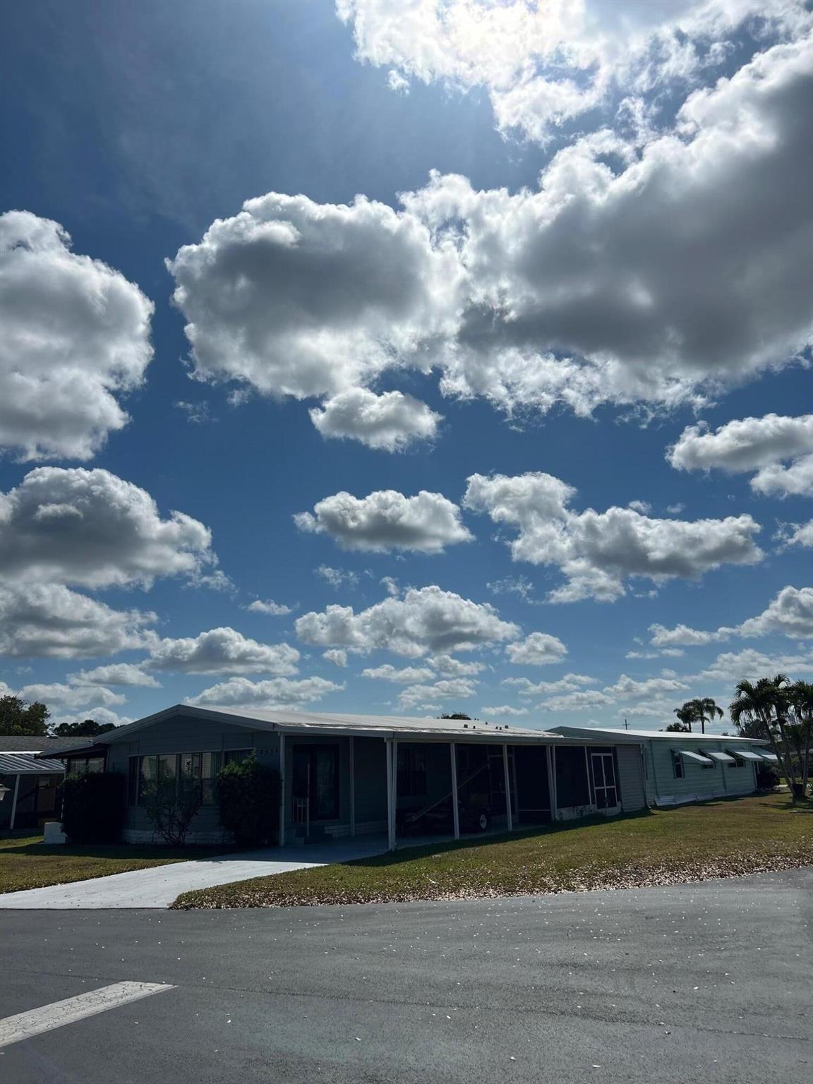 Homes for sale in Stuart, FL | 4556 Se Basswood Terrace, Stuart, FL 34997 | MLS# R11118878