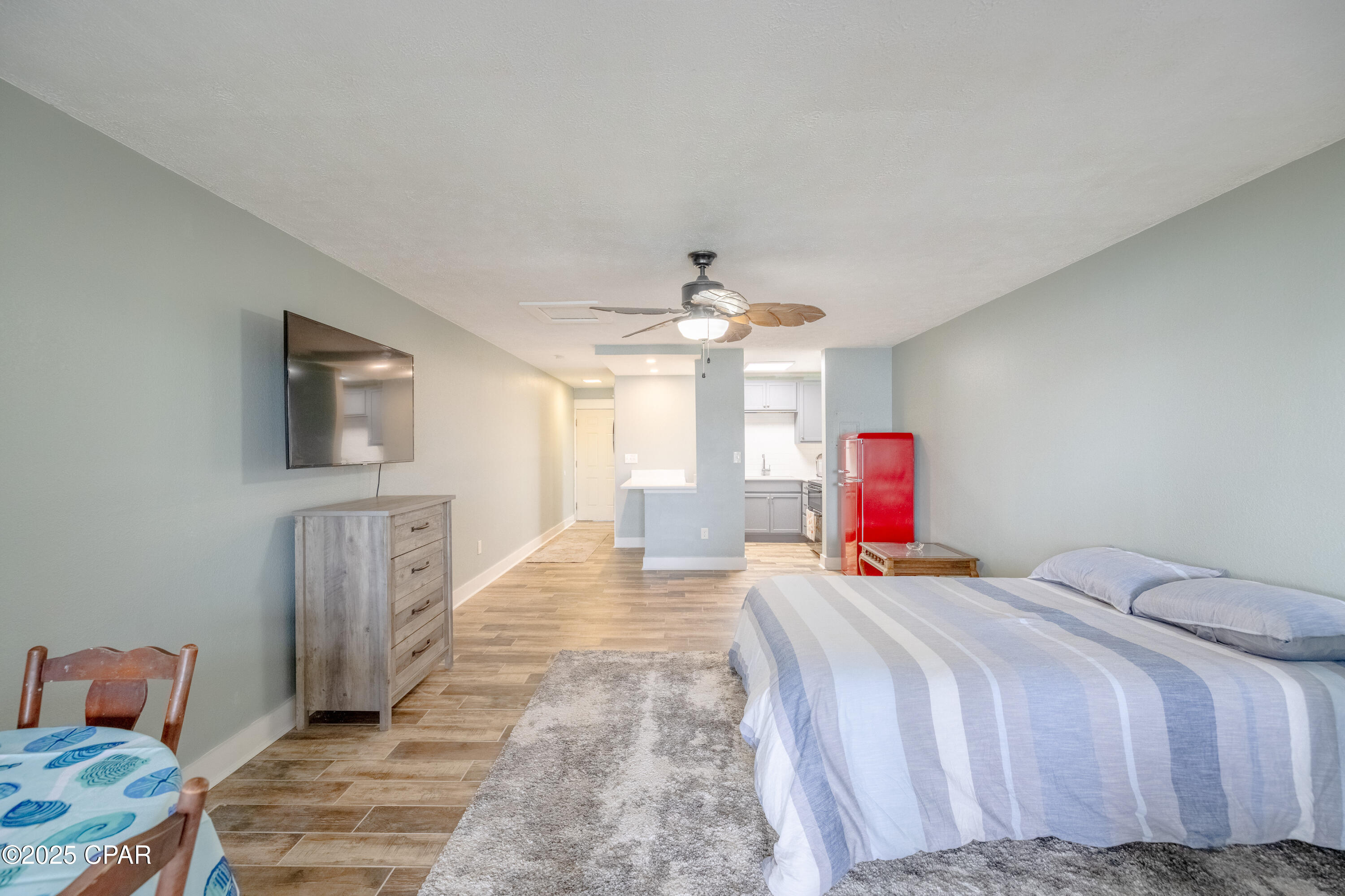 Image 11 For 301 Lullwater Drive 279